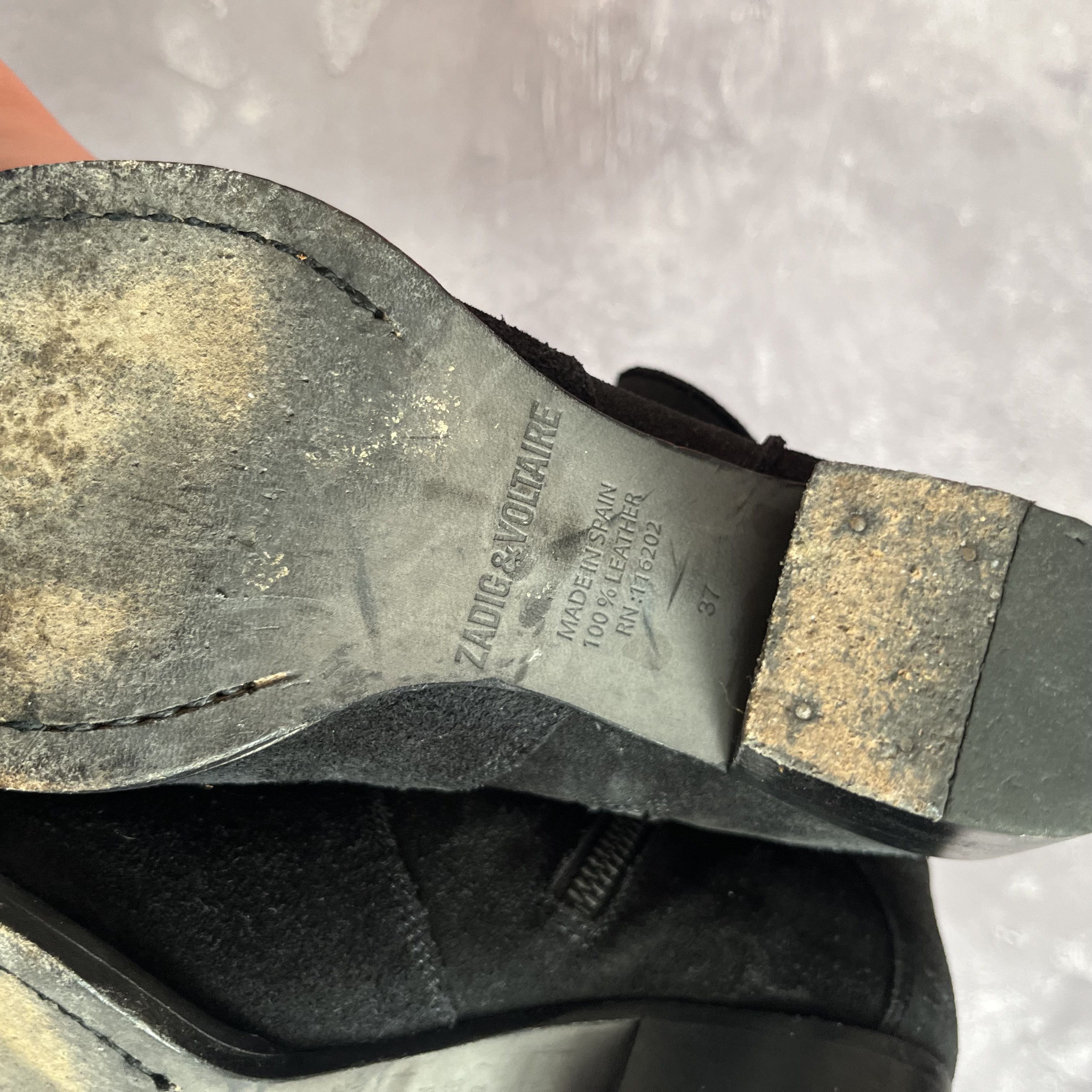 Zadig & Voltaire Zagid & Voltaire Suede Ankle Booties Block Heel Western Size US 7 / IT 37 - 6 Thumbnail