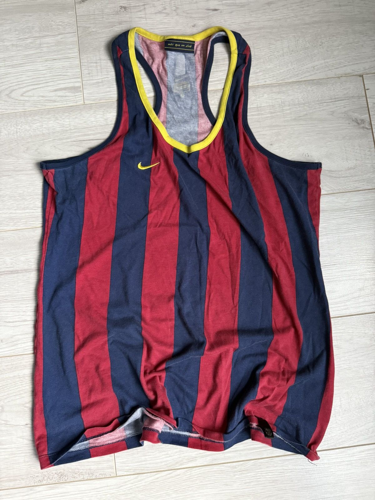 Nike Barcelona jersey shirt Size US L / EU 52-54 / 3 - 1 Thumbnail