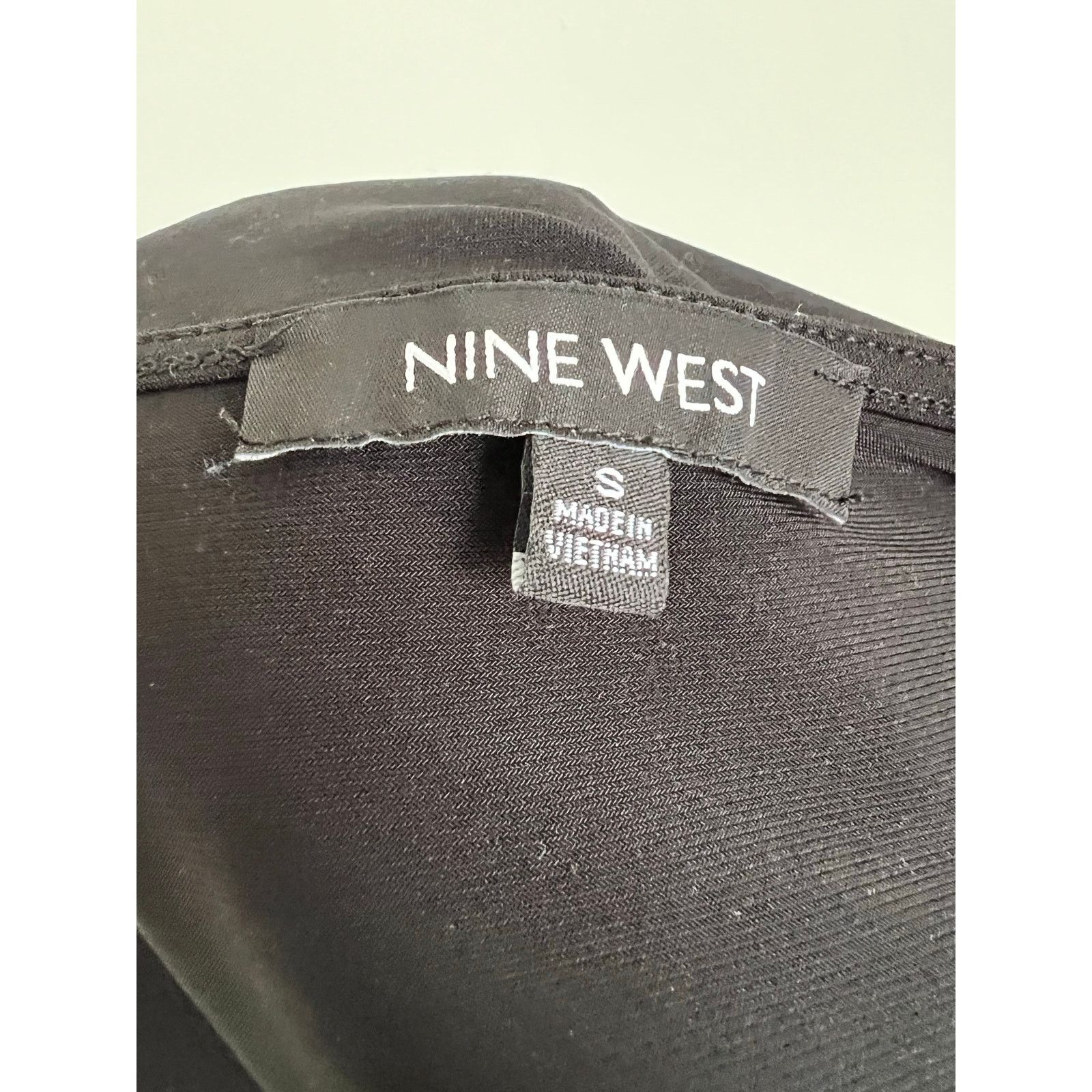 Nine West Nine West Sleeveless Blouse Cut Out Detail Small Size S / US 4 / IT 40 - 5 Thumbnail