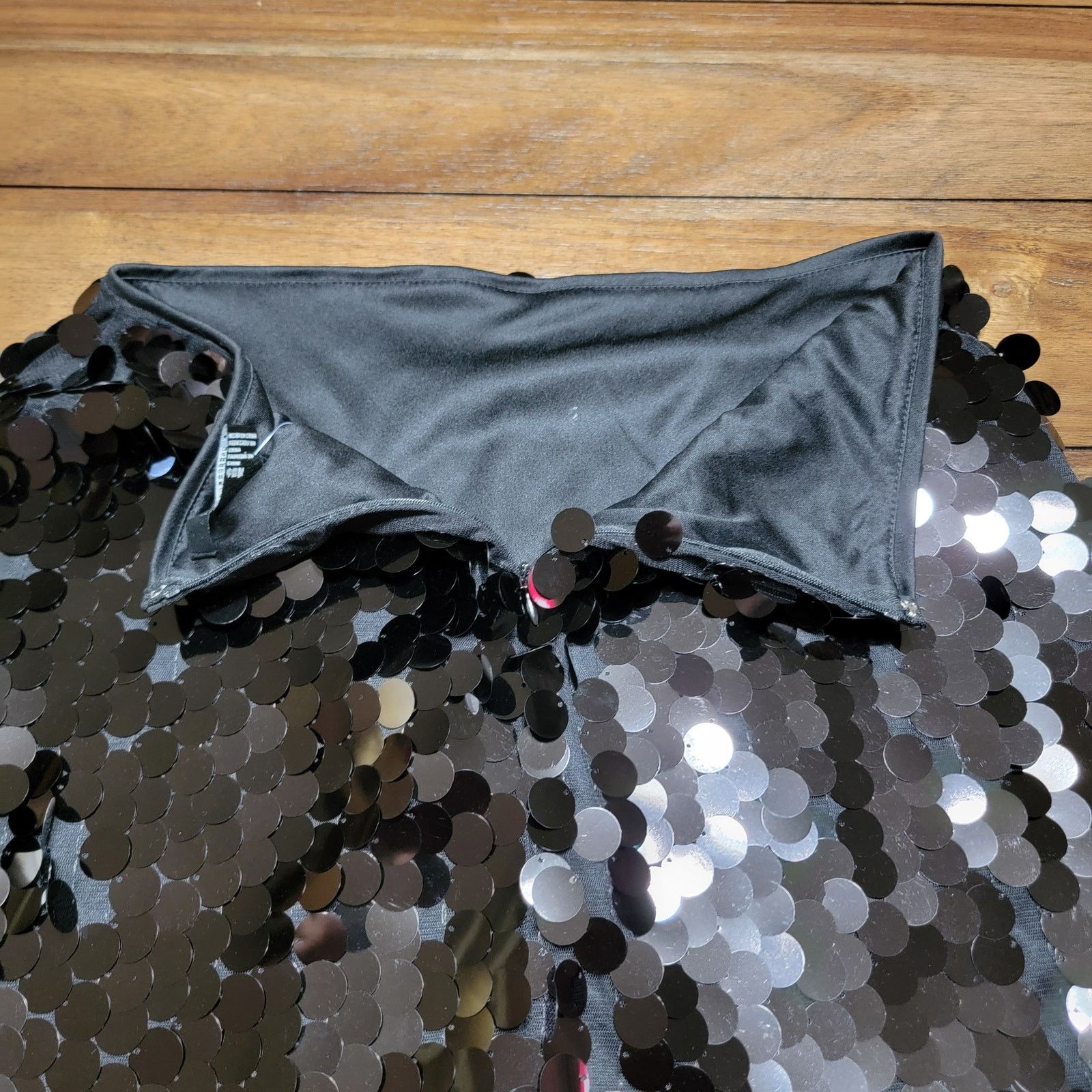 Forever 21 Forever 21 Large Sequin Black Mini Skirt - Size Large NWT Size 31" - 3 Thumbnail