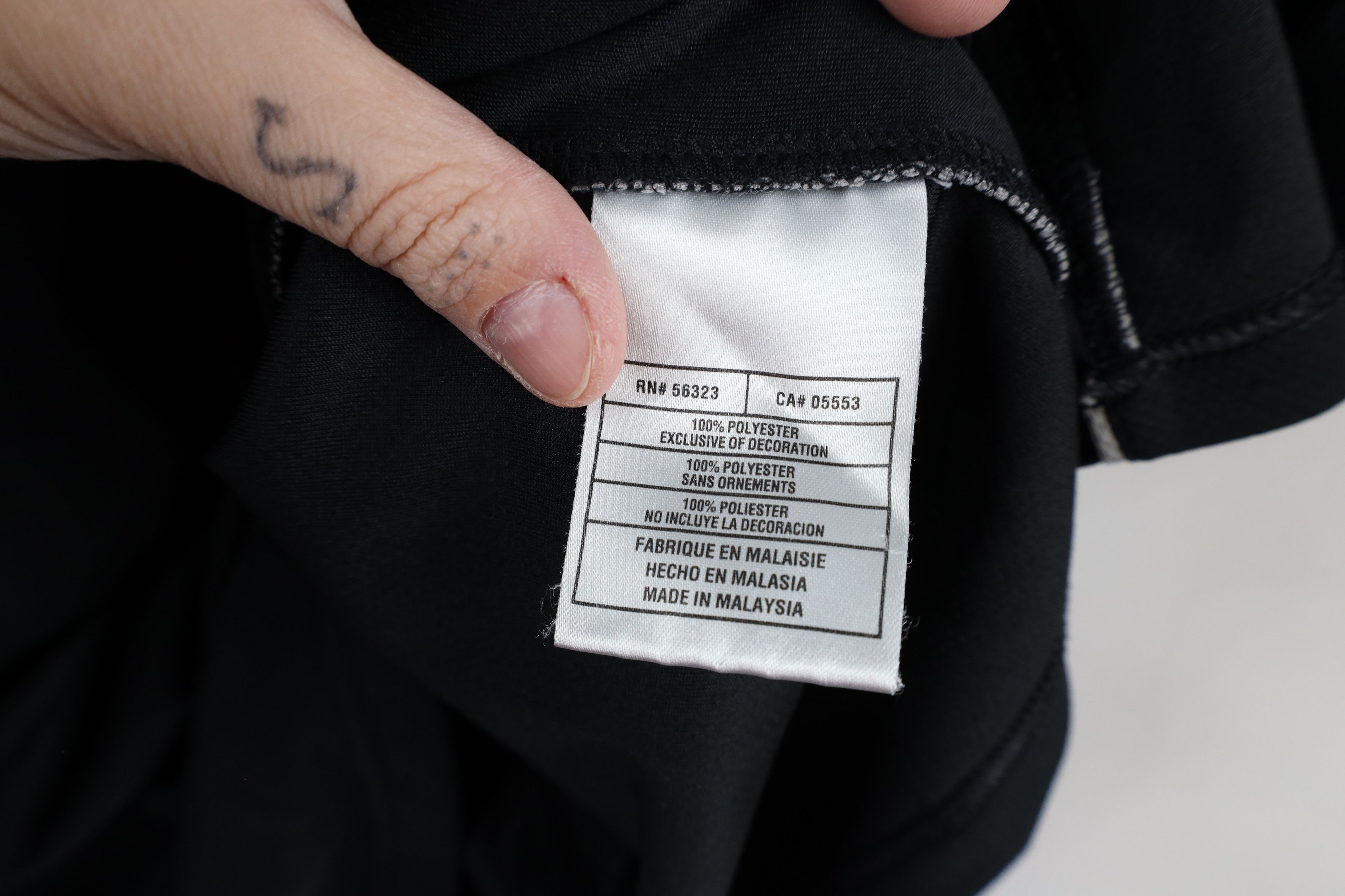 Nike × Vintage Vintage Nike Travis Scott Mini Swoosh Knit T-Shirt Black Size US XL / EU 56 / 4 - 12 Thumbnail