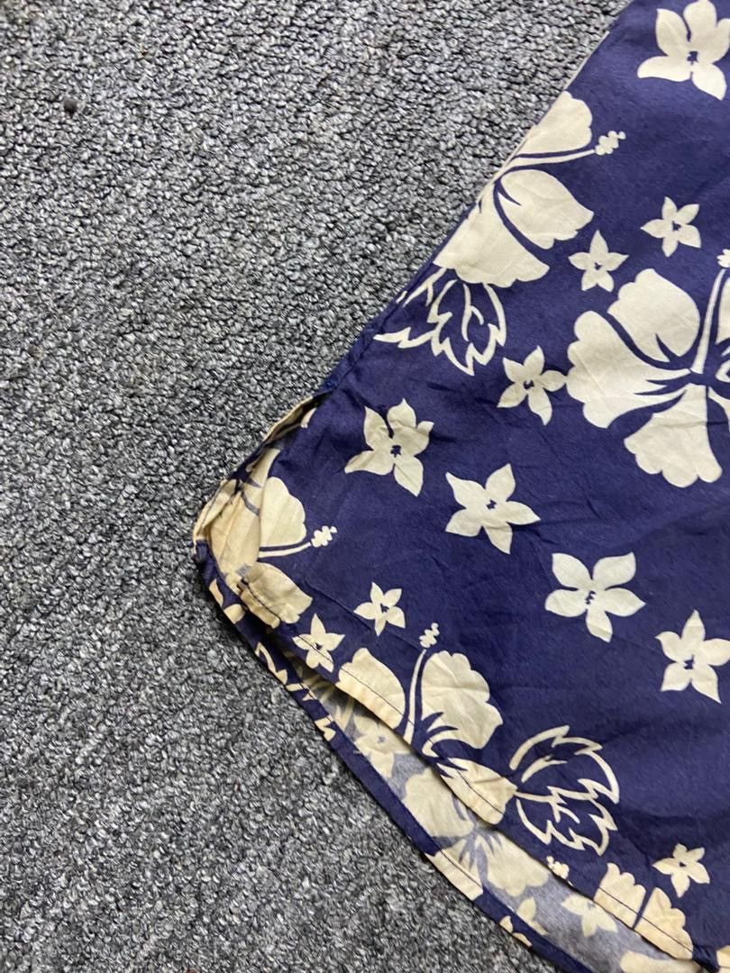 Tommy Hilfiger Tommy Hilfiger Floral Hawaiian Shirt (186) Size US L / EU 52-54 / 3 - 7 Thumbnail