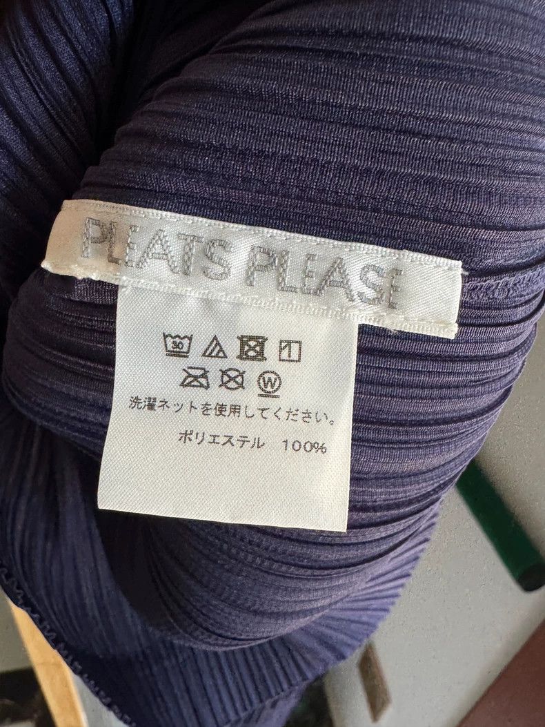 Issey Miyake Issey Miyake size:3 Deep purple pleated zipper cardigan Size XS / US 0-2 / IT 36-38 - 3 Thumbnail