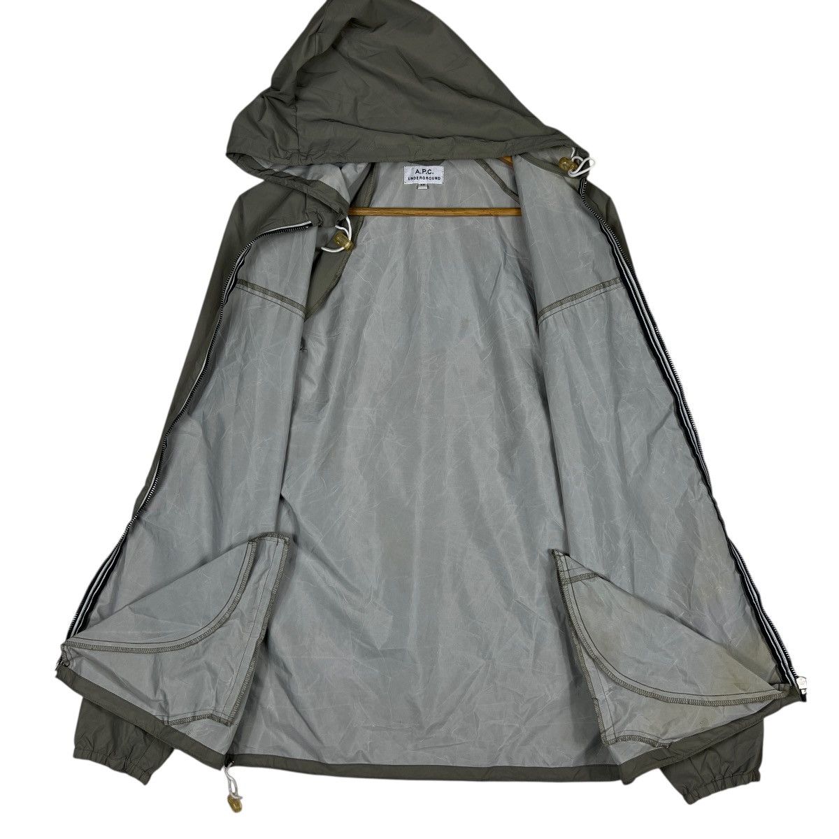 A.P.C. A.P.C. UNDERGROUND REFLECTIVE HOODIE JACKET Size US S / EU 44-46 / 1 - 12 Thumbnail