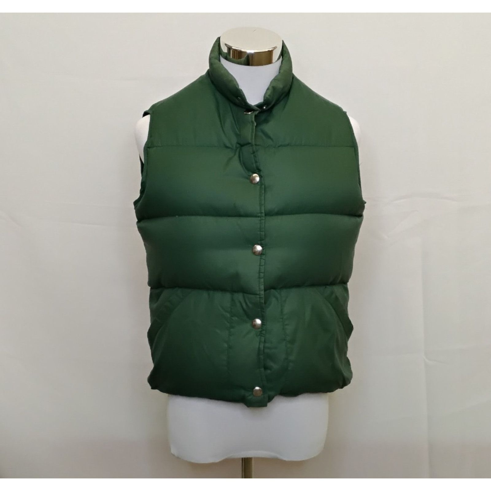 L.L. Bean LL Bean Goose Down Vest Women's M Green VTG 1980s Size M / US 6-8 / IT 42-44 - 2 Thumbnail