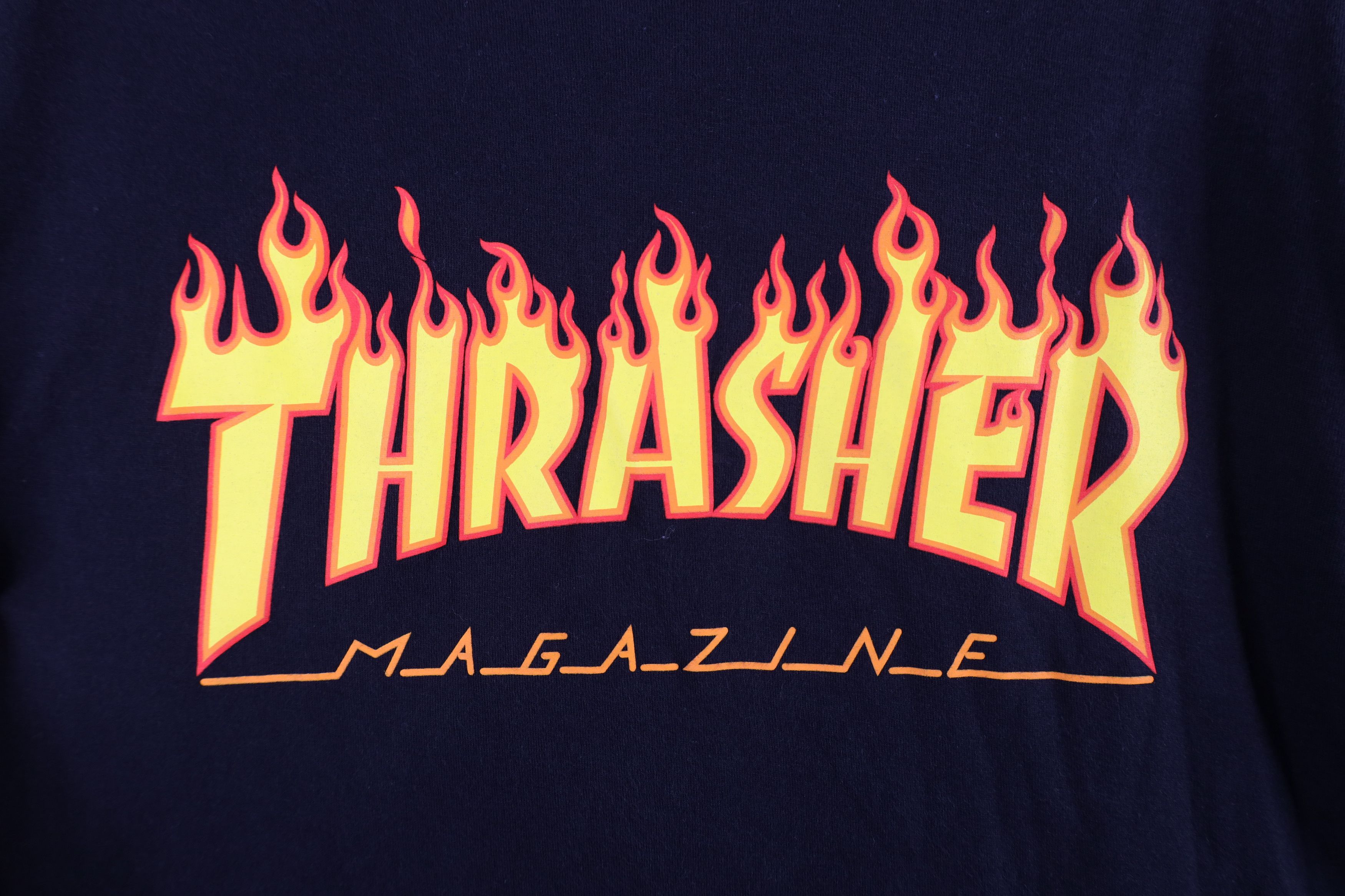 Vintage Vintage Y2K Thrasher Magazine Fire Flames Skateboard T-Shirt Size US S / EU 44-46 / 1 - 4 Thumbnail