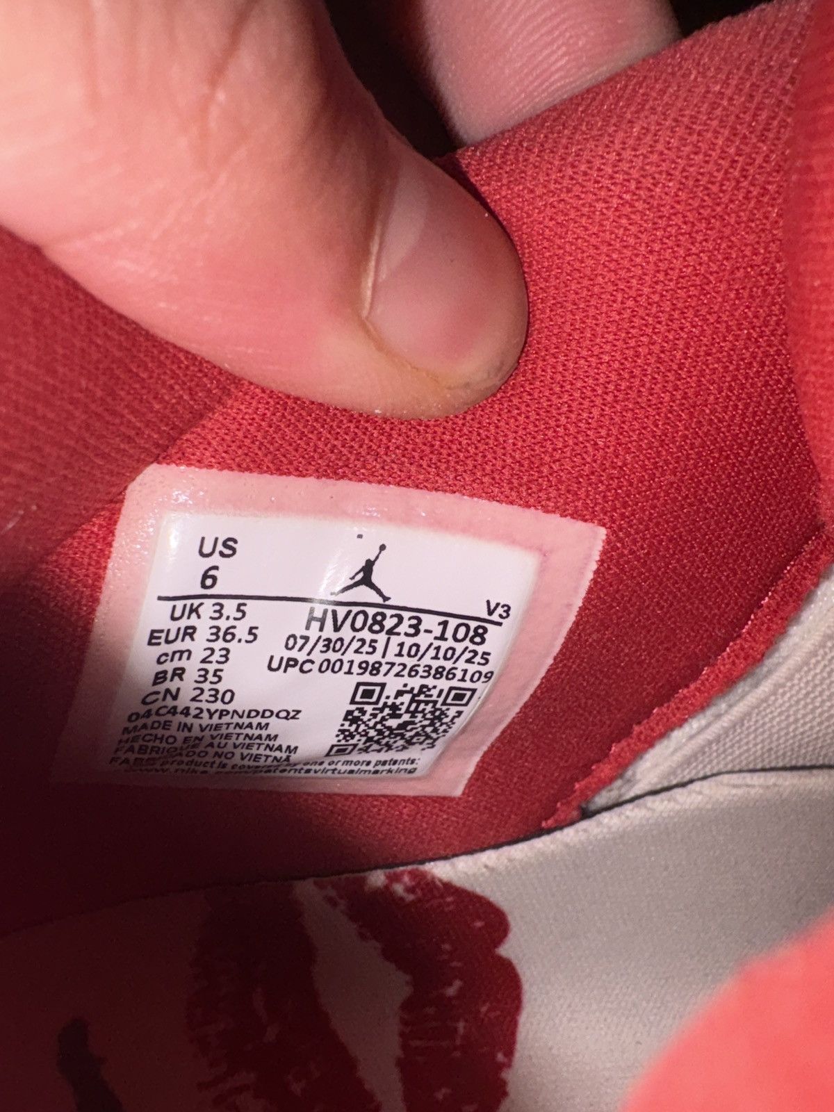 Jordan Brand Jordan 4 valentines day Size US 6 / IT 36 - 11 Thumbnail