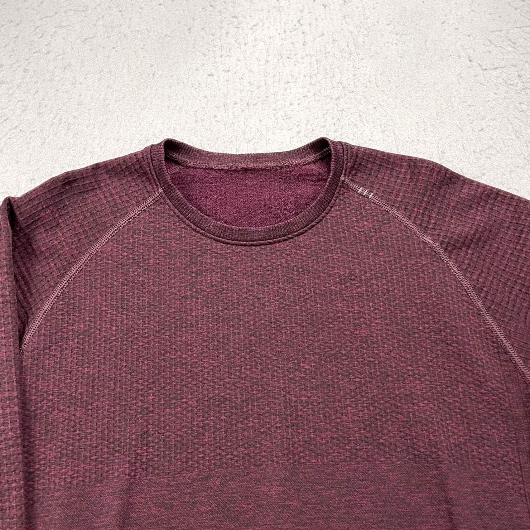 Lululemon Lululemon Sweatshirt Mens L Red Engineered Warmth Crewneck Pullover Gym Size US L / EU 52-54 / 3 - 2 Thumbnail