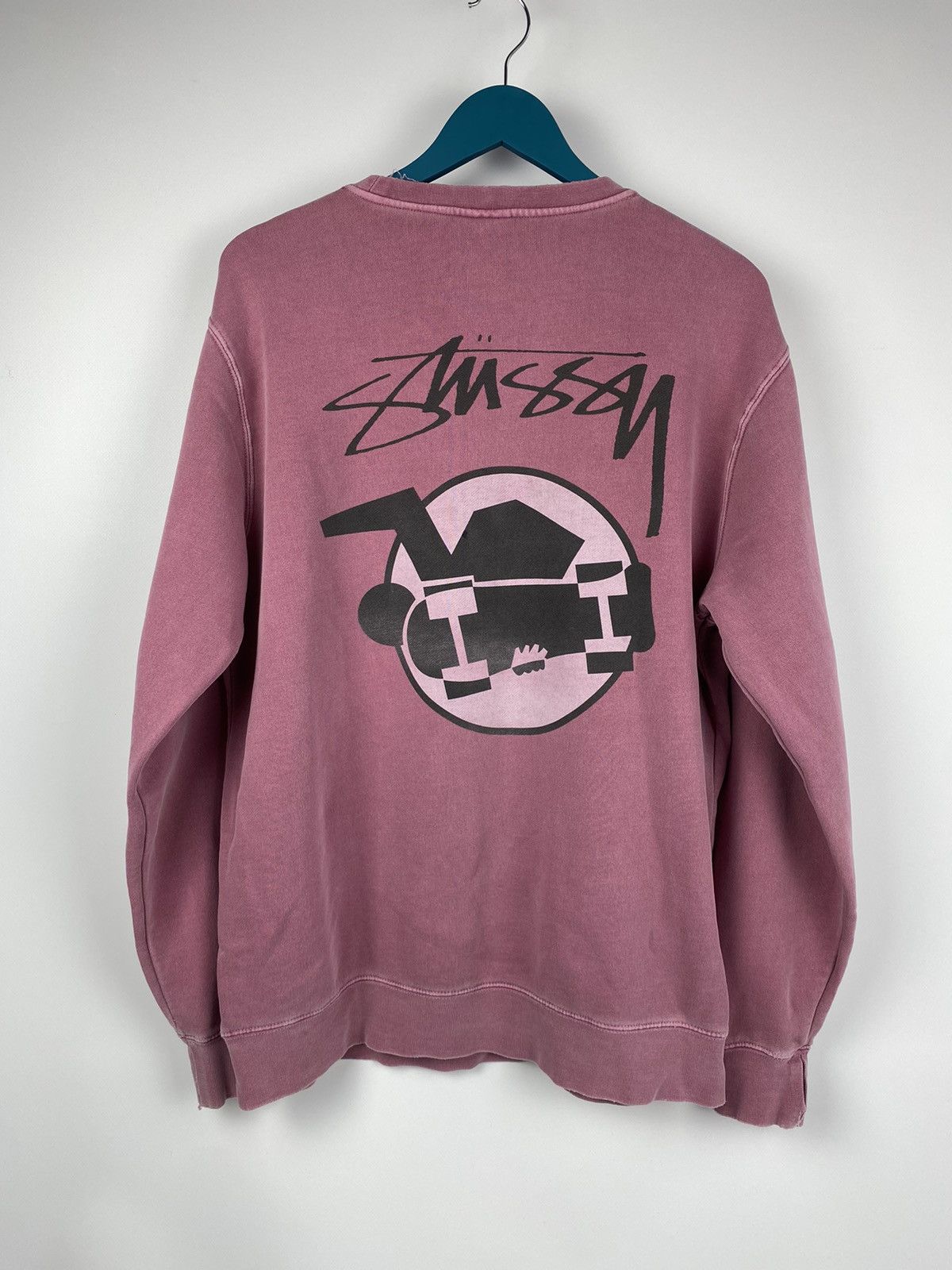 Stussy Stussy Skateman Pigment Dyed Crewneck (Washed Pink) - Size L Size US L / EU 52-54 / 3 - 10 Thumbnail