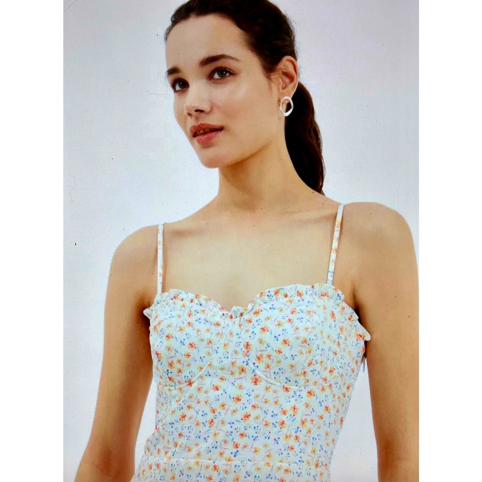 French Connection French Connection Camille Sleeveless Floral Midi Dress 6 Size M / US 6-8 / IT 42-44 - 4 Thumbnail