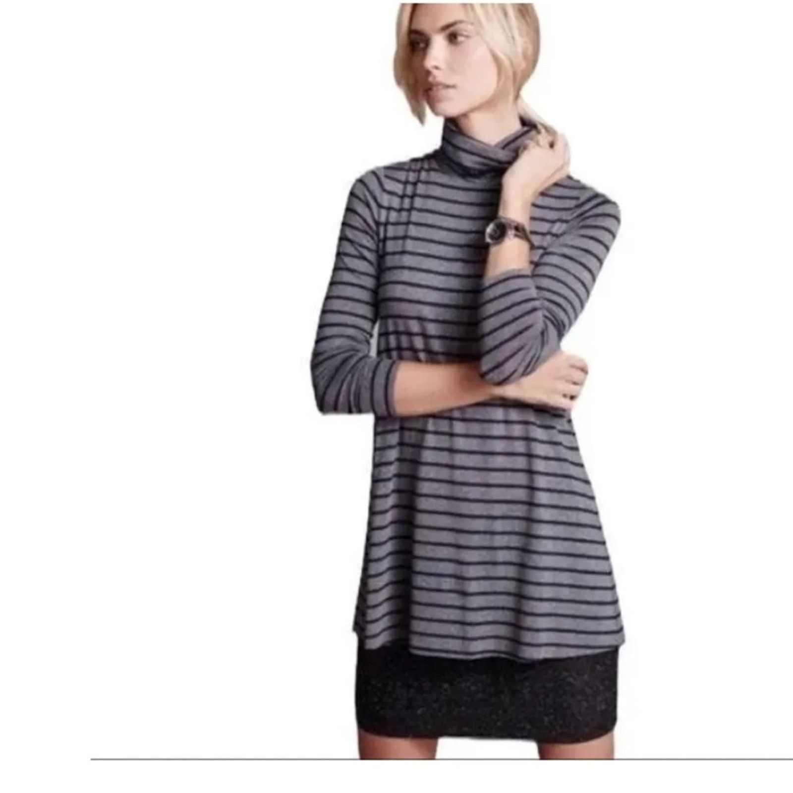 Bailey 44 Bailey44 Turtleneck Dress with Contrast Lining, EUC, Small Size S / US 4 / IT 40 - 1 Thumbnail