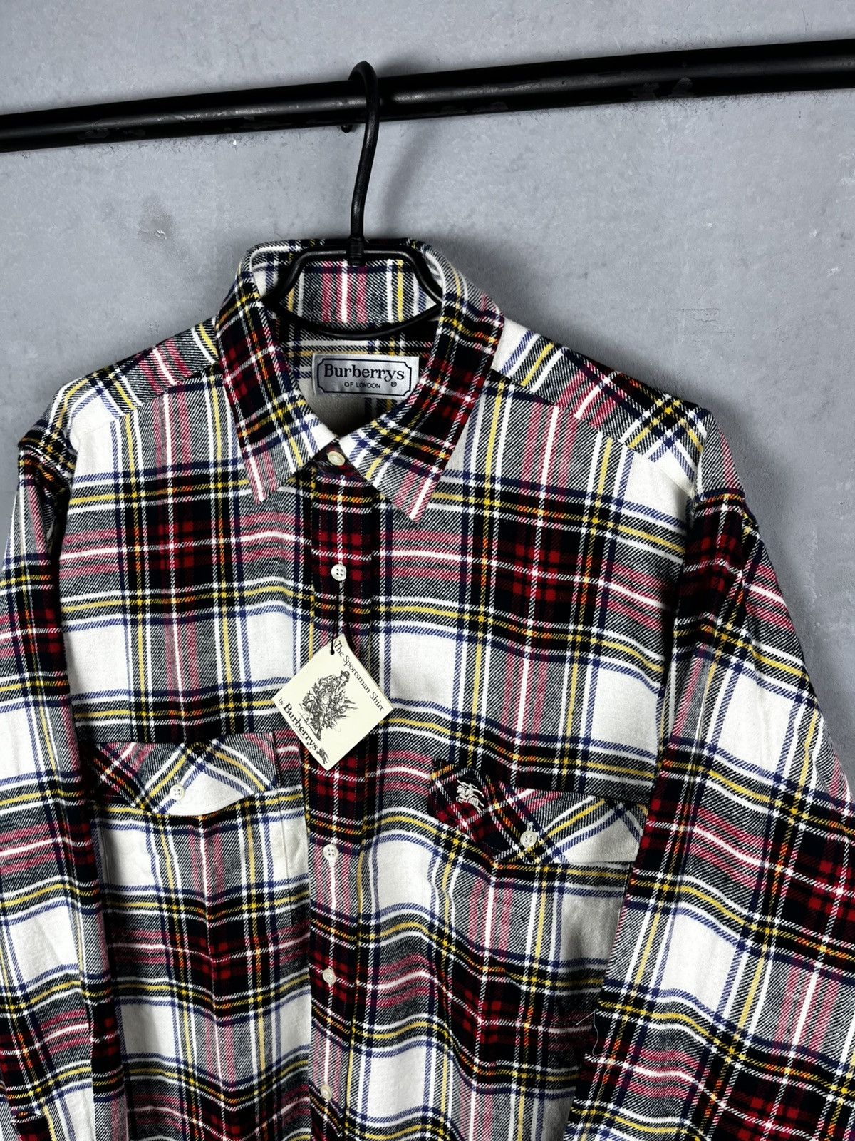 Burberry Burberrys mens button shirt size L vintage Size US L / EU 52-54 / 3 - 3 Thumbnail