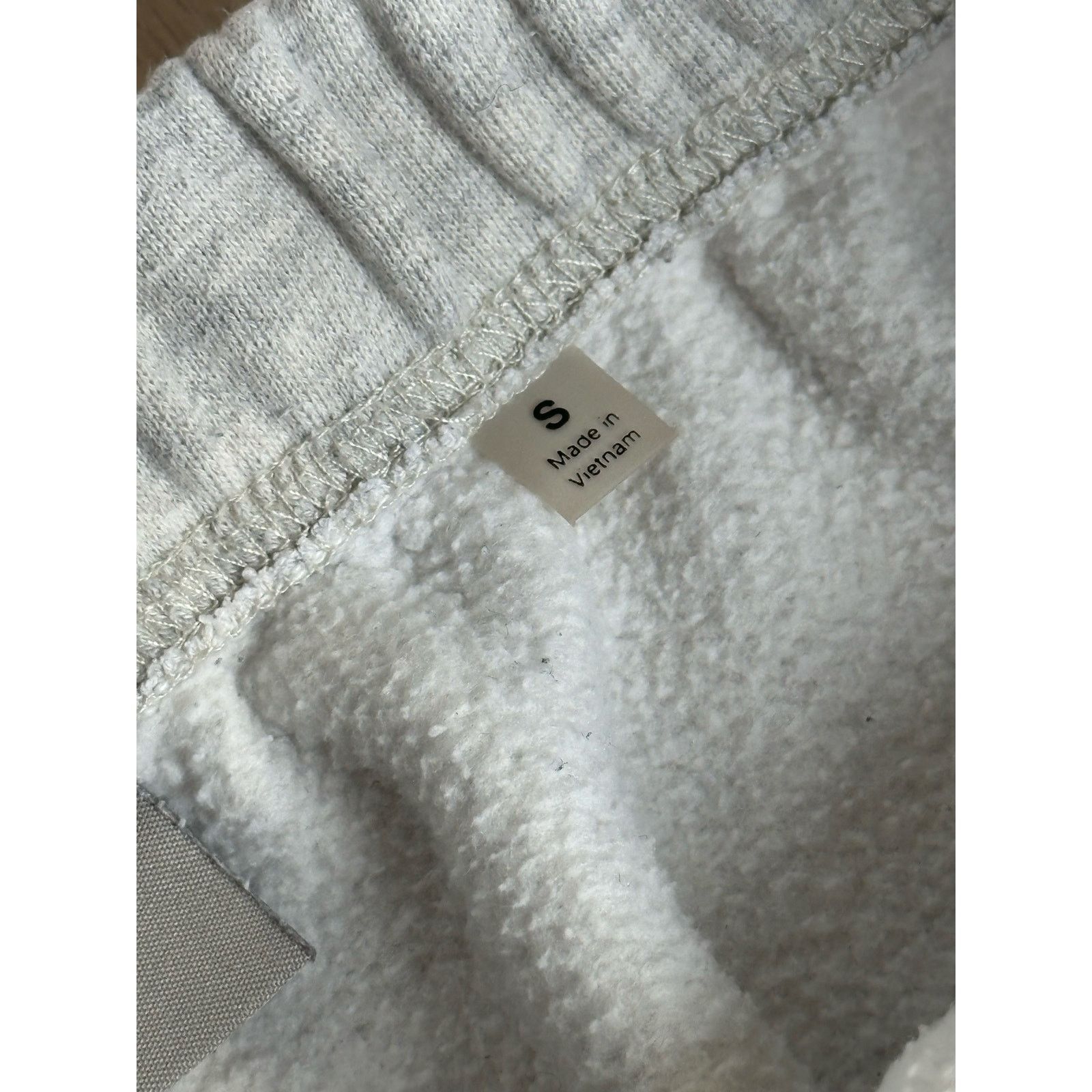 Fear of God Fear of God Essentials Grey Sweatpants - Size S - Mint Size US 26 / EU 42 - 9 Thumbnail