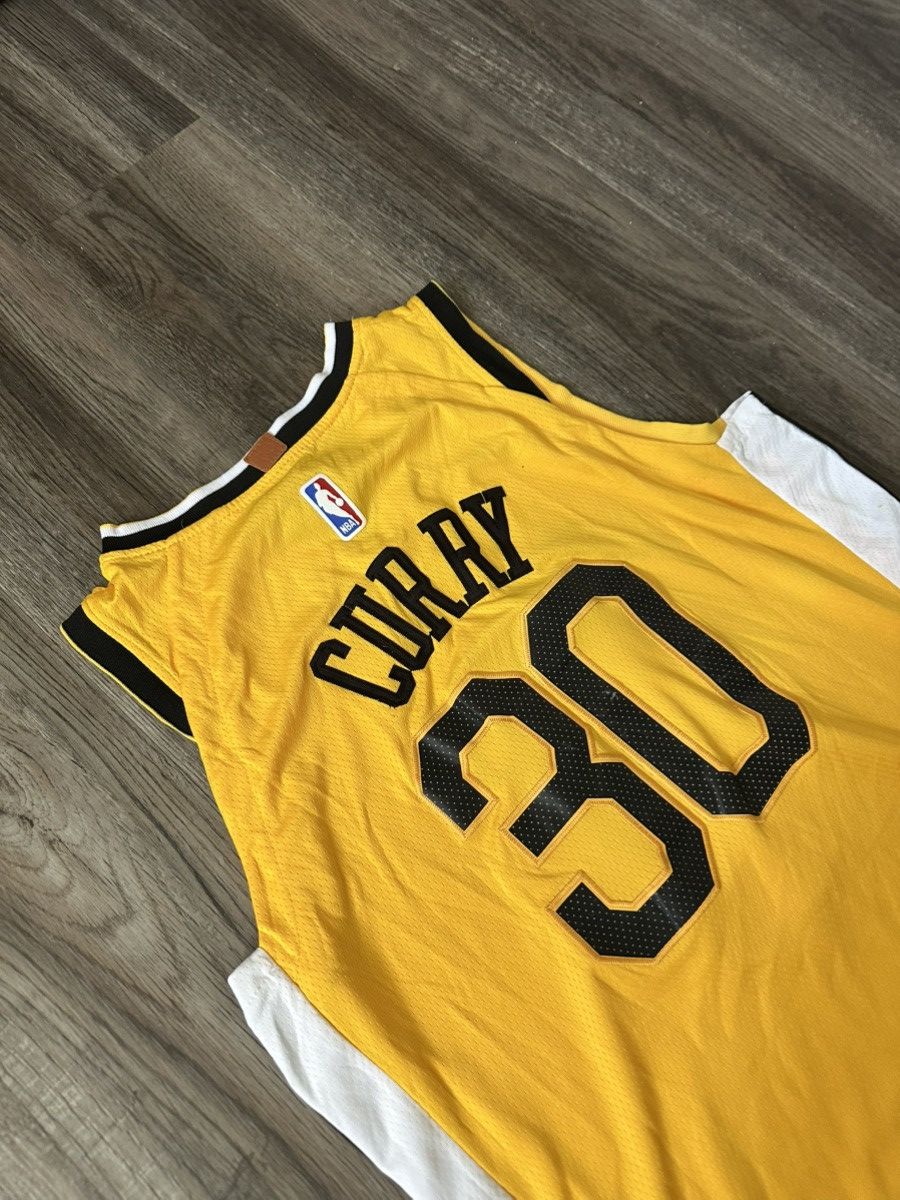 NBA Golden State Warriors The City Classic Edition Jersey Curry Size US XL / EU 56 / 4 - 7 Thumbnail