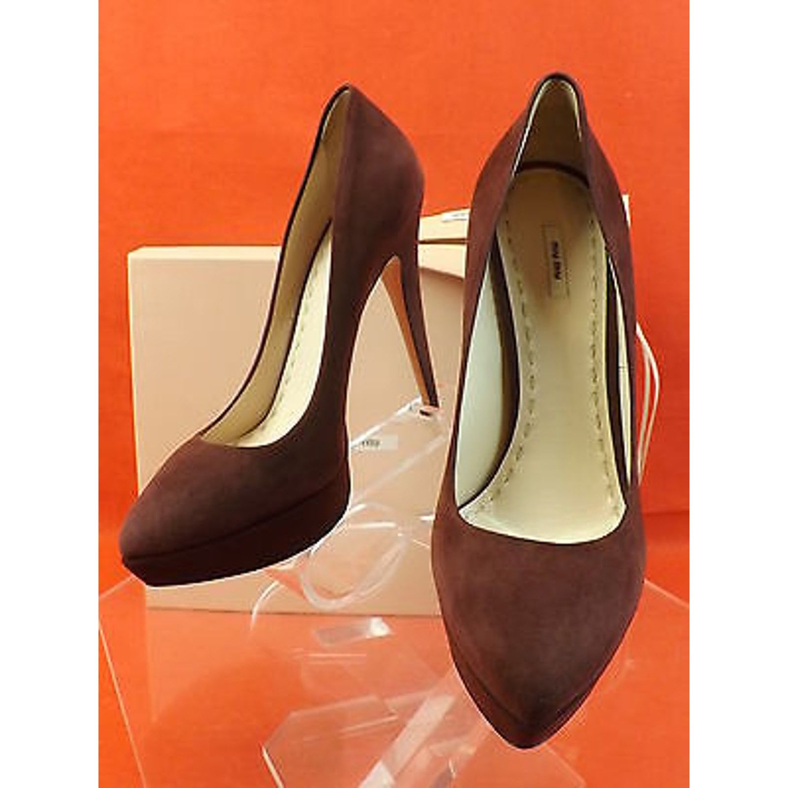 Miu Miu BURGUNDY WINE SUEDE CLASSIC PLATFORM PUMPS 40 $600 Size US 10 / IT 40 - 5 Thumbnail
