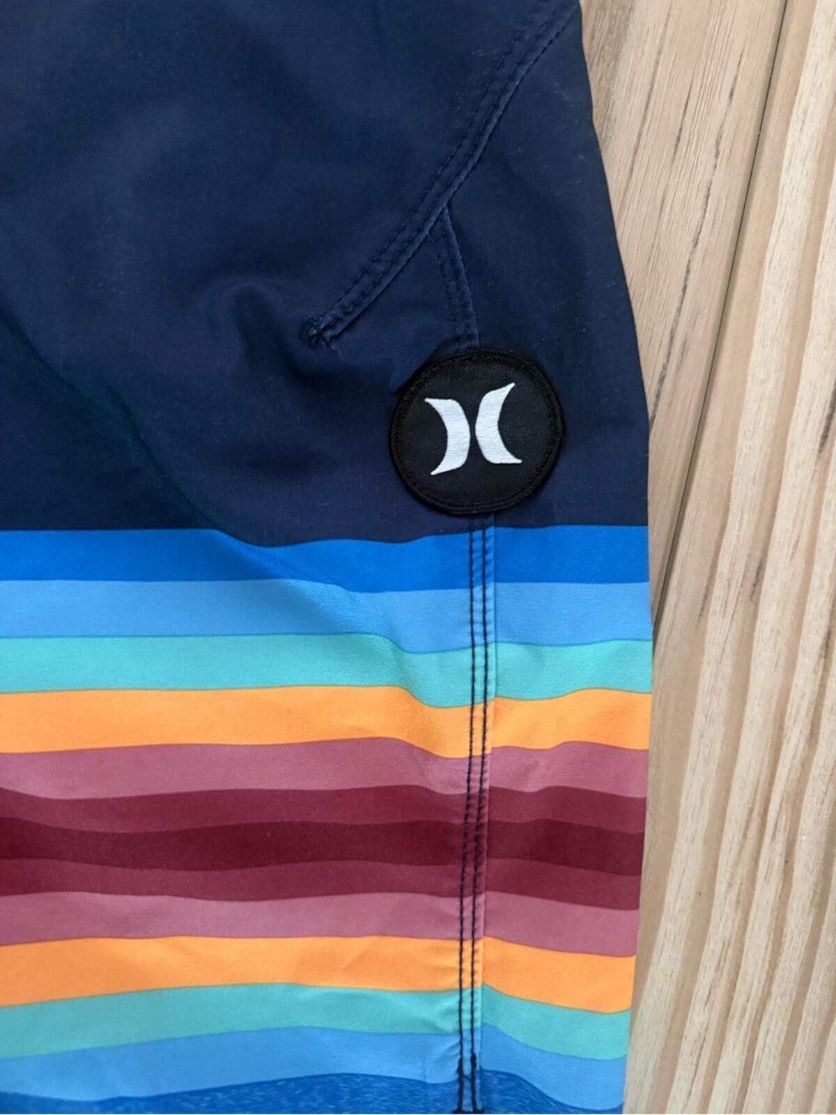Hurley Hurley Navy & Multi-Stripe Men’s Boardshorts Size US 30 / EU 46 - 3 Thumbnail