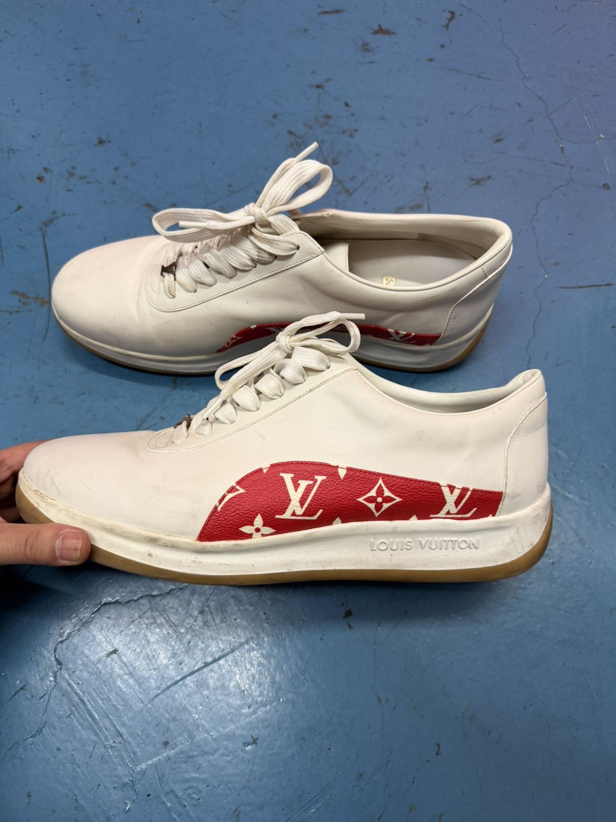 Louis Vuitton × Supreme LOUSI VUITTON X SUPREME SNEAKERS Size US 11 / EU 44 - 1 Thumbnail