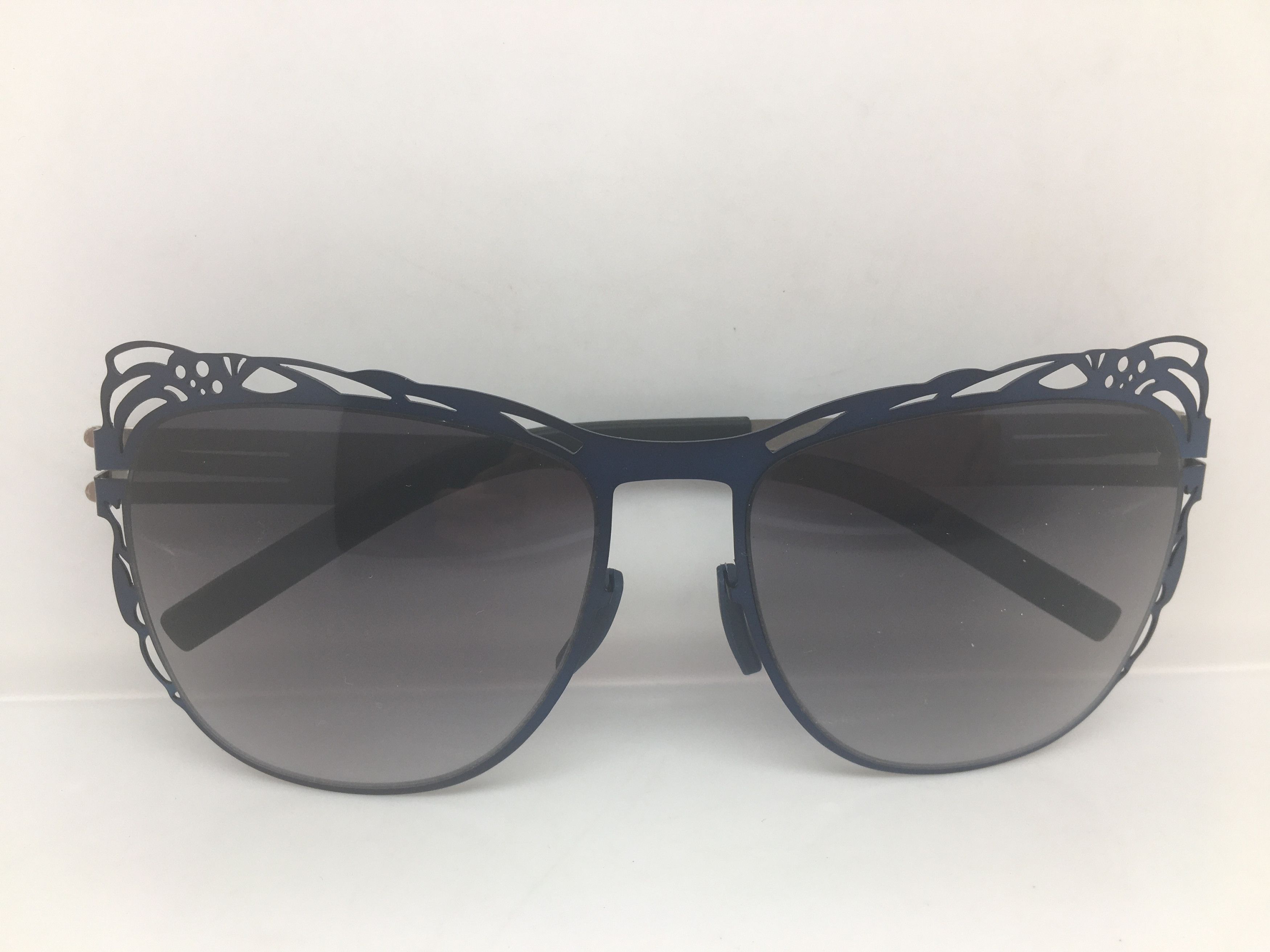Other AC Berlin Navy Blue Alloy Oversize Sunglasses Frame Size ONE SIZE - 1 Thumbnail