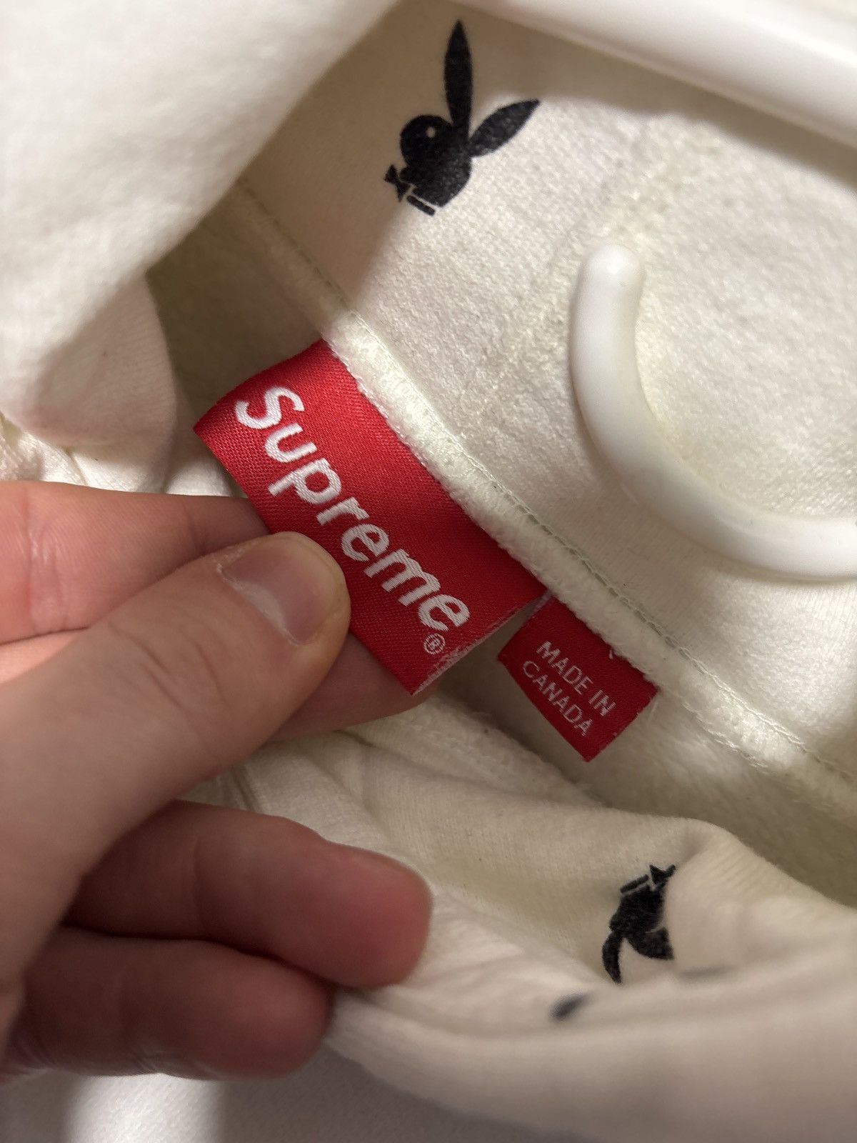 Playboy × Supreme Offwhite colored playboy x supreme hoodie Size US M / EU 48-50 / 2 - 2 Thumbnail