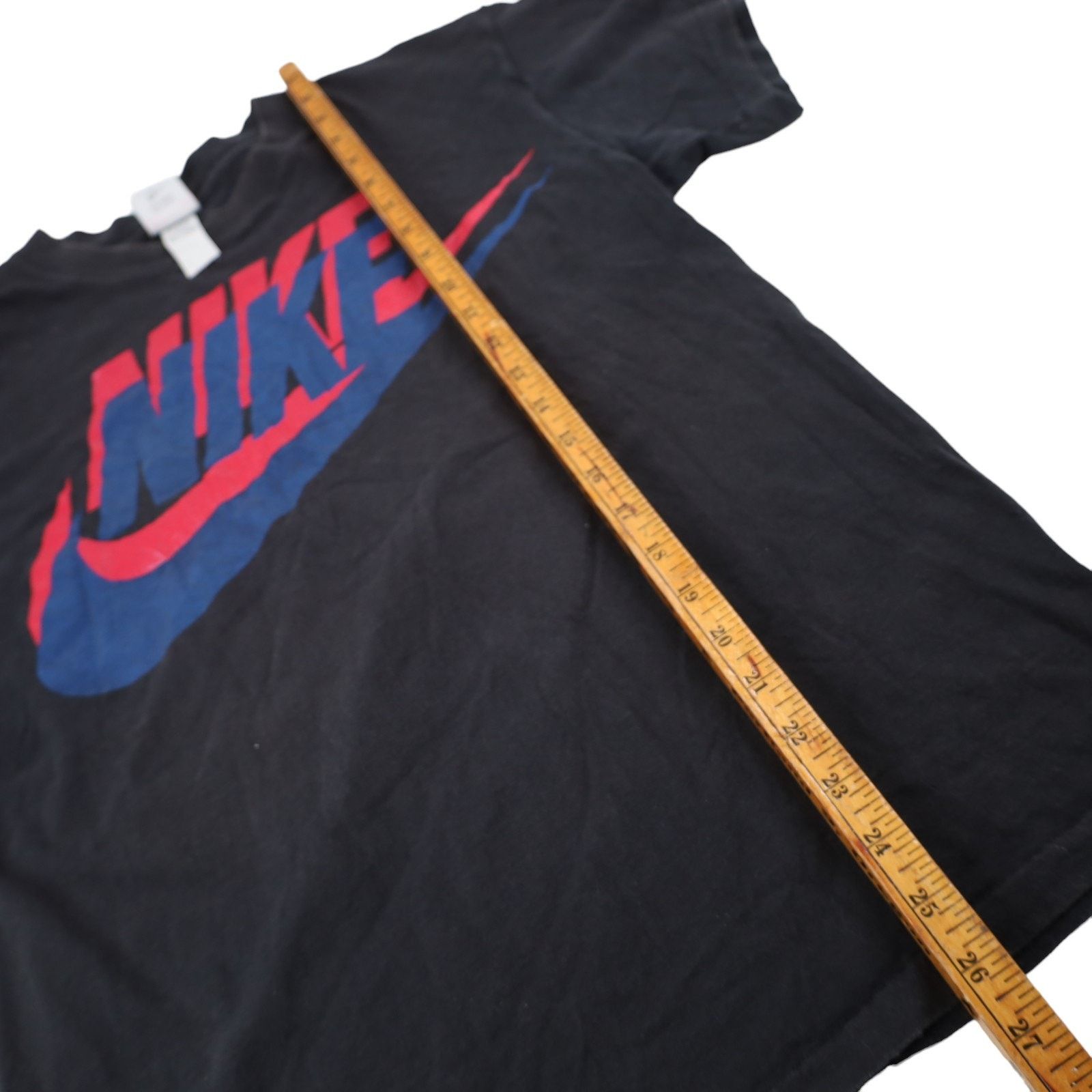 Nike × Vintage Vintage 90s Nike Graphic Spellout T Shirt Size US L / EU 52-54 / 3 - 9 Thumbnail