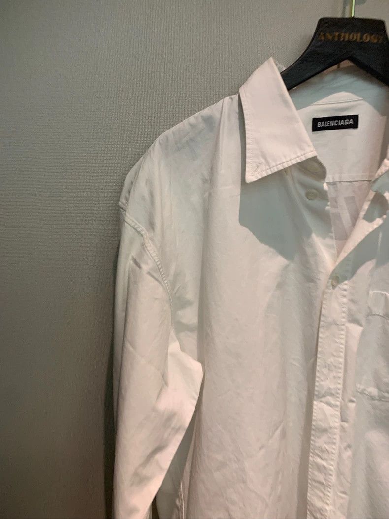 Balenciaga Balenciaga size 39 Loose Fit Logo Embroidered Shirt Size US S / EU 44-46 / 1 - 2 Thumbnail
