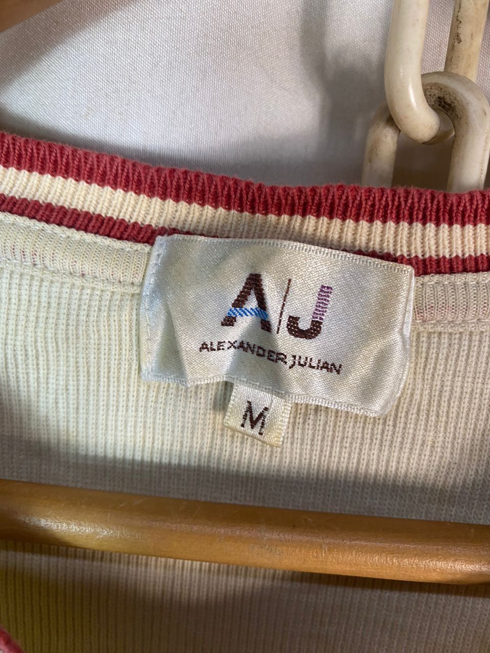 Alexander Julian Alexander Julian embroidered logo vneck long sleeve shirt Size US S / EU 44-46 / 1 - 4 Thumbnail