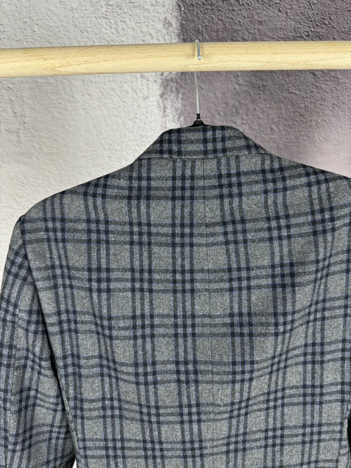 Other BNWT AG Trend Contemporary checkered grey Wool 2 pcs suit Size 36R - 12 Thumbnail