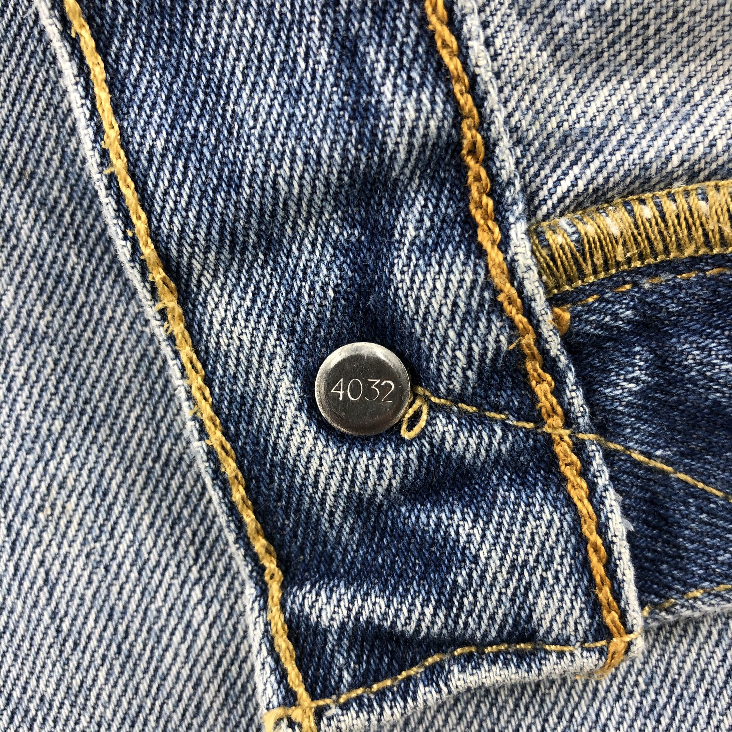 Levi's Vintage Light Wash Levis 501 Jeans-J2008 Size US 36 / EU 52 - 13 Thumbnail