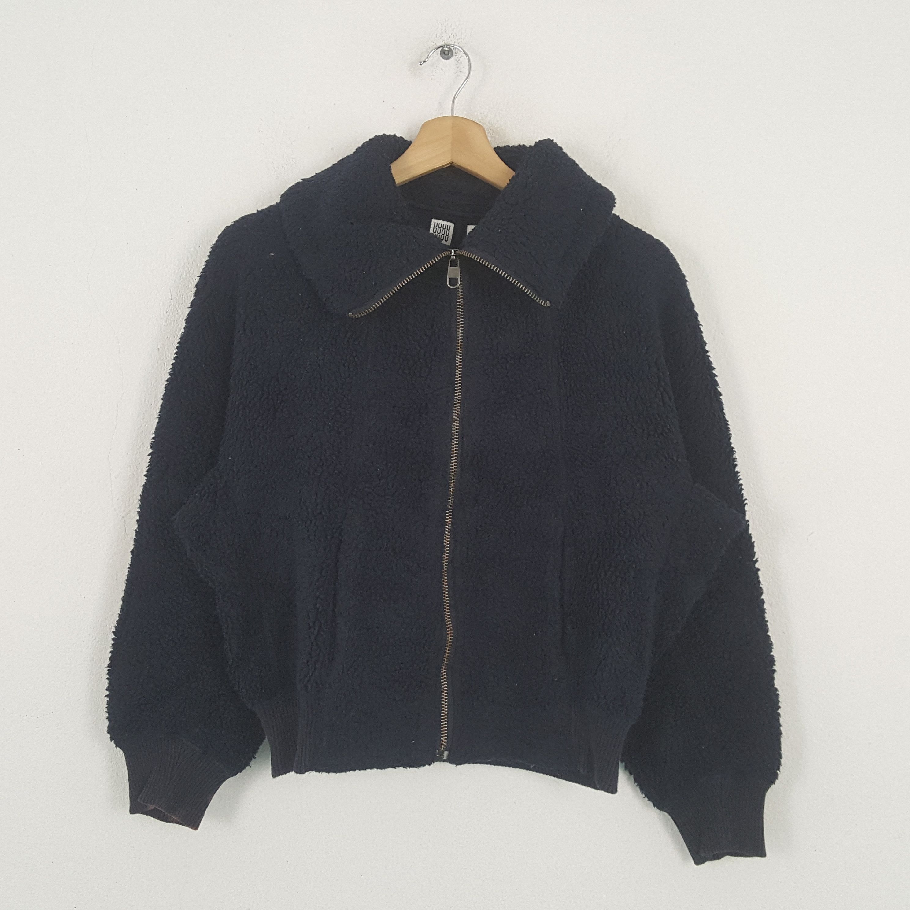 Japanese Brand × Vintage Vintage Uniqlo Undercover Custom Logo Sherpa Jacket Size US M / EU 48-50 / 2 - 3 Thumbnail