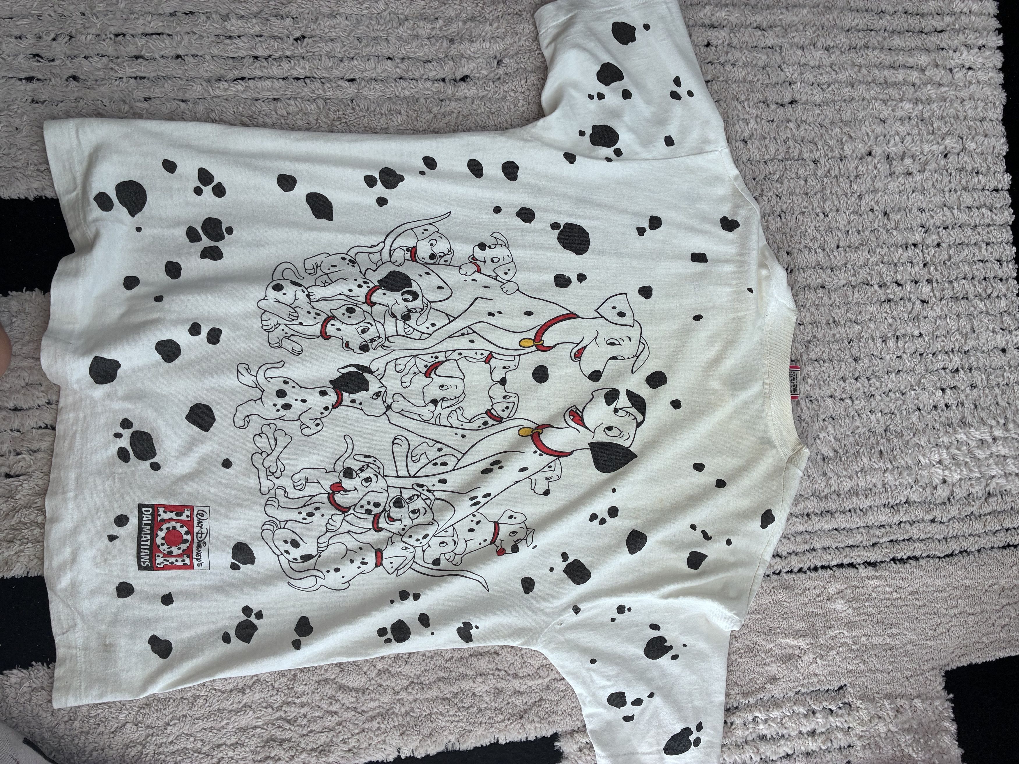 Disney Vintage 90s Disney 101 Dalmatians AOP USA Tee Size US XL / EU 56 / 4 - 3 Thumbnail