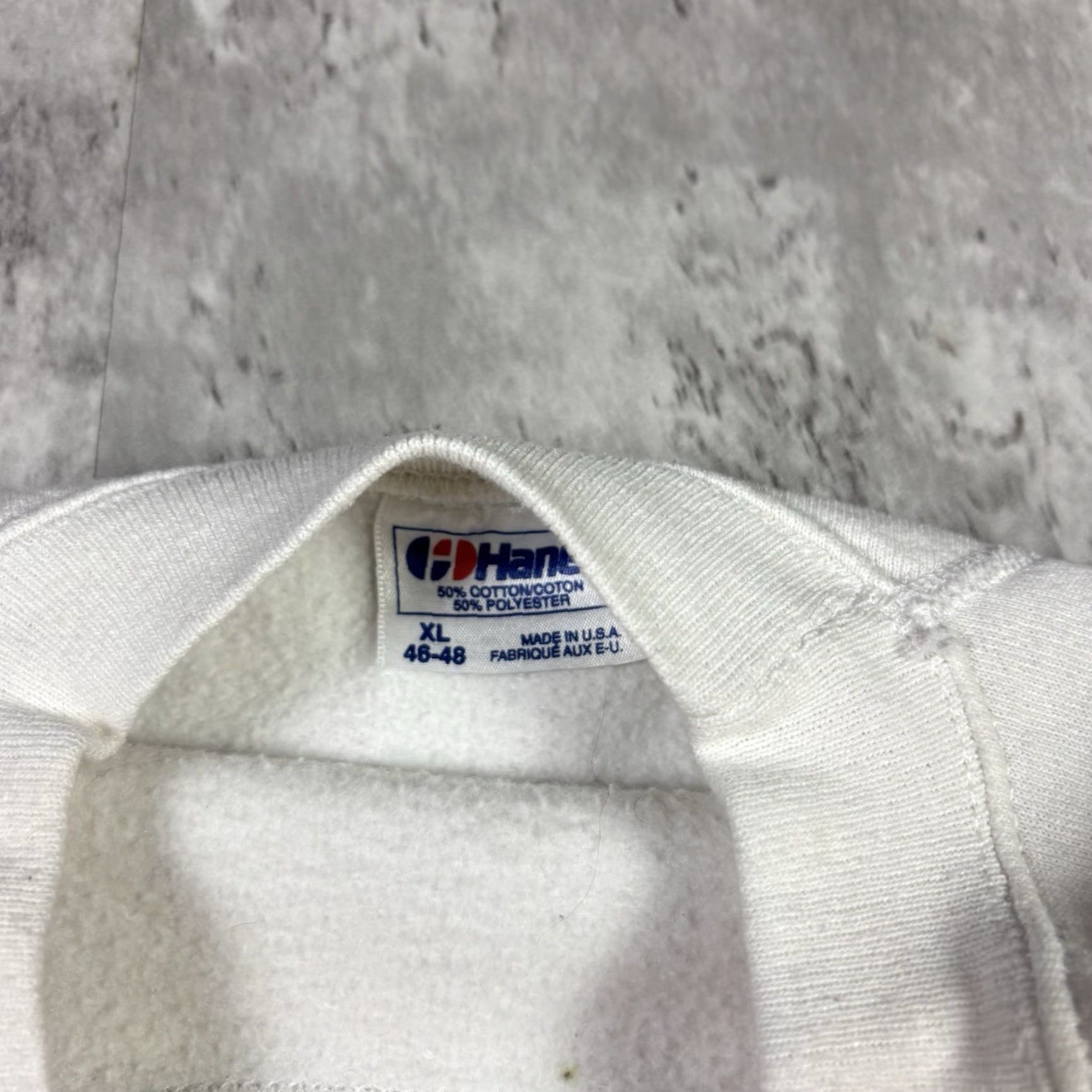 Vintage VINTAGE Sacramento Proud Sweatshirt White Crewneck Adult XL 80s Men Pullover Cotton Blend Gildan Heavy Blend All Seasons Size US XL / EU 56 / 4 - 3 Thumbnail