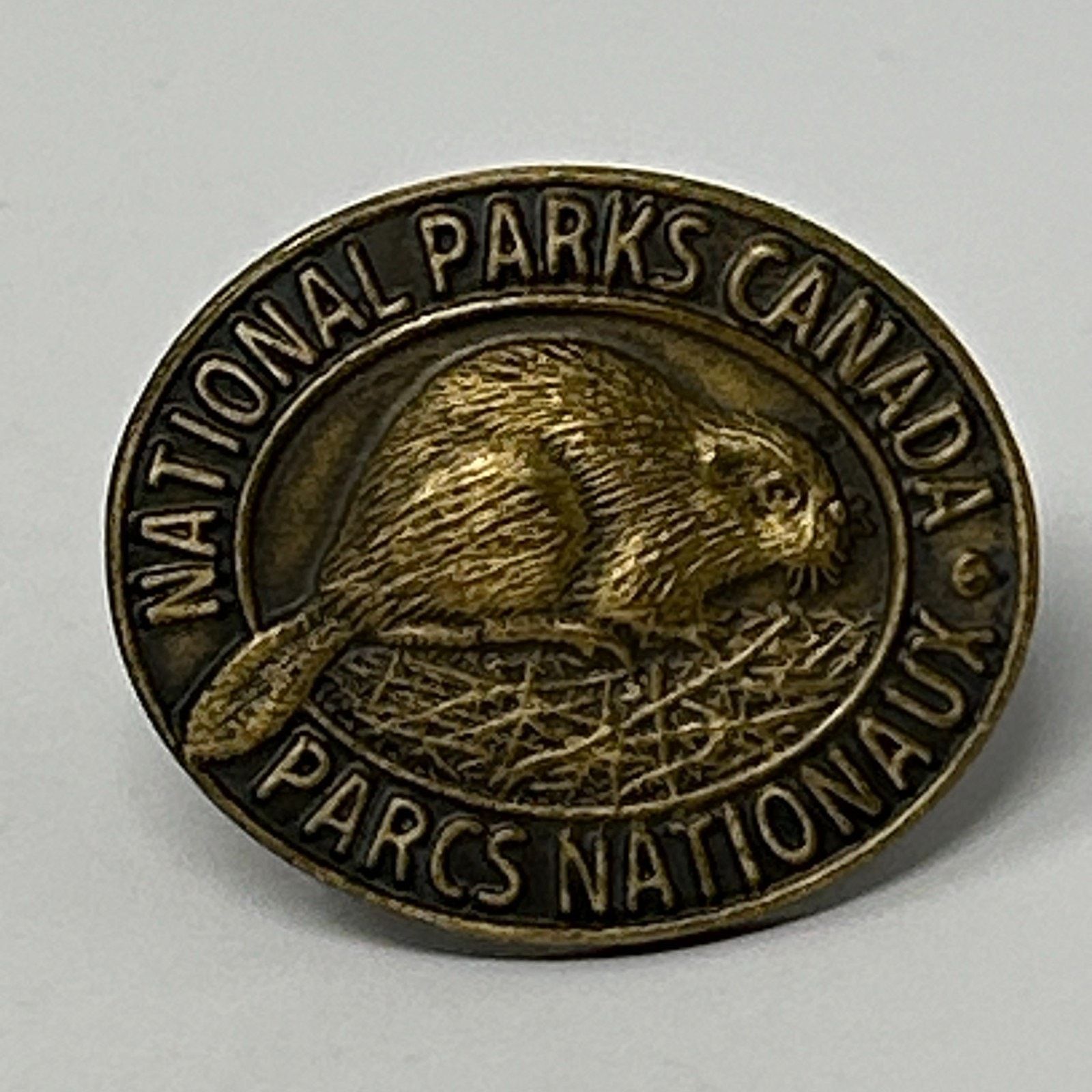 Vintage Vintage National Parks Canada Hat Lapel Pin Pinback Button Size ONE SIZE - 1 Thumbnail