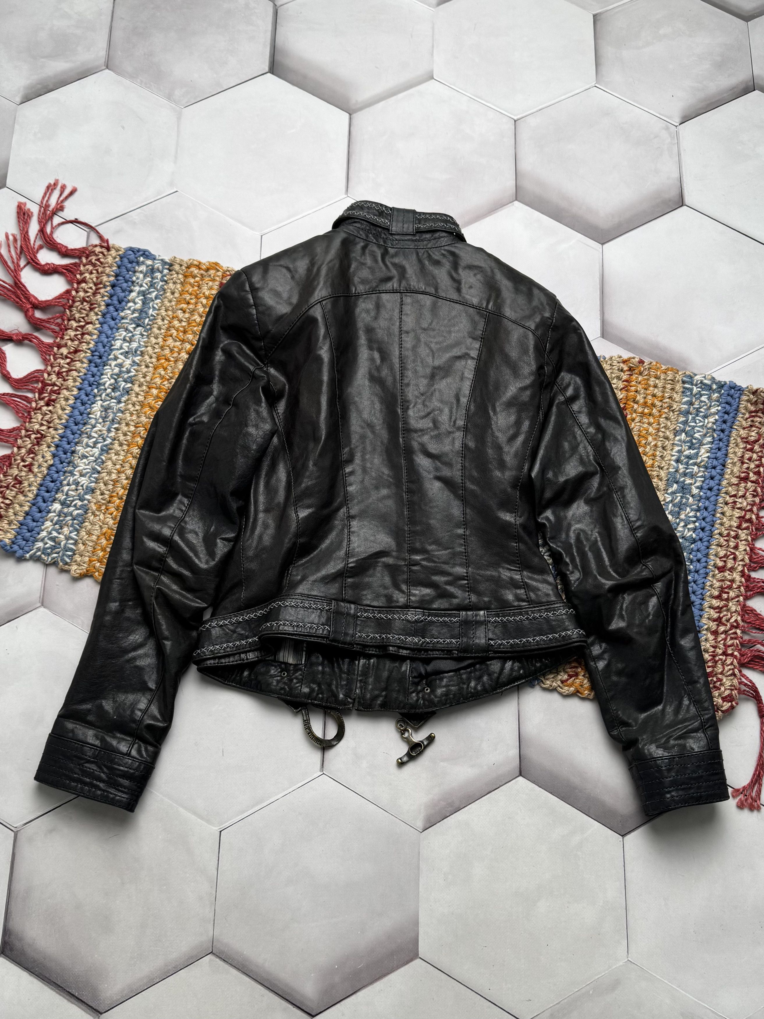 Vintage Women's Vintage Black Leather Jacket Biker Zip Up Coat (E4) Size S / US 4 / IT 40 - 9 Thumbnail