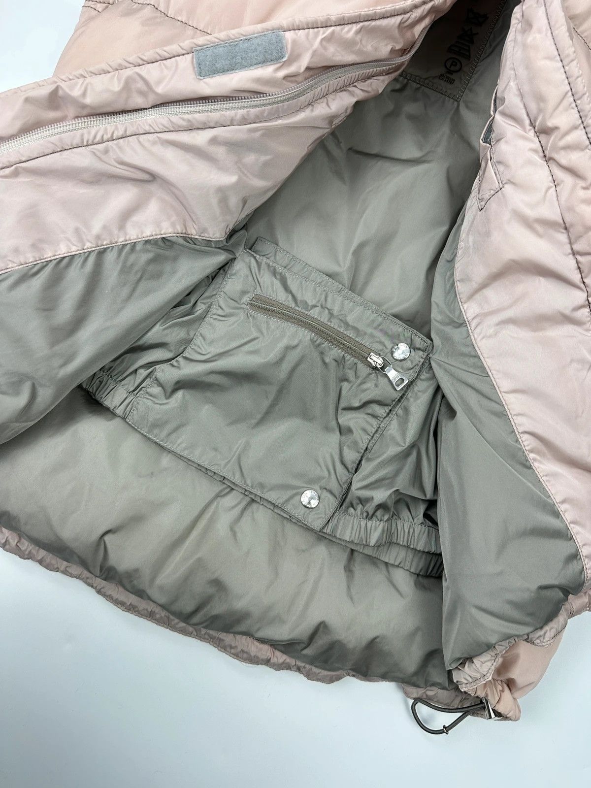 Prada Prada Sport 00s Pink SleevesLess Puffer Vest Down Jacket Size L / US 10 / IT 46 - 16 Thumbnail