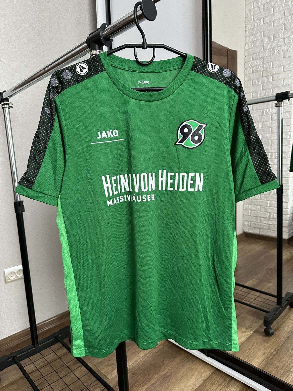 Other Hannover 96 Jako Soccer Jersey Training T-Shirt Size US M / EU 48-50 / 2 - 3 Thumbnail