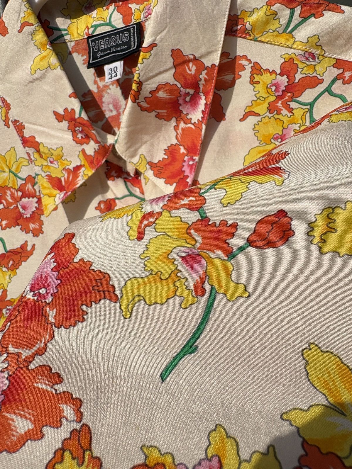 Versace VERSUS Versace flowers printed silk shirt Size M / US 6-8 / IT 42-44 - 11 Thumbnail