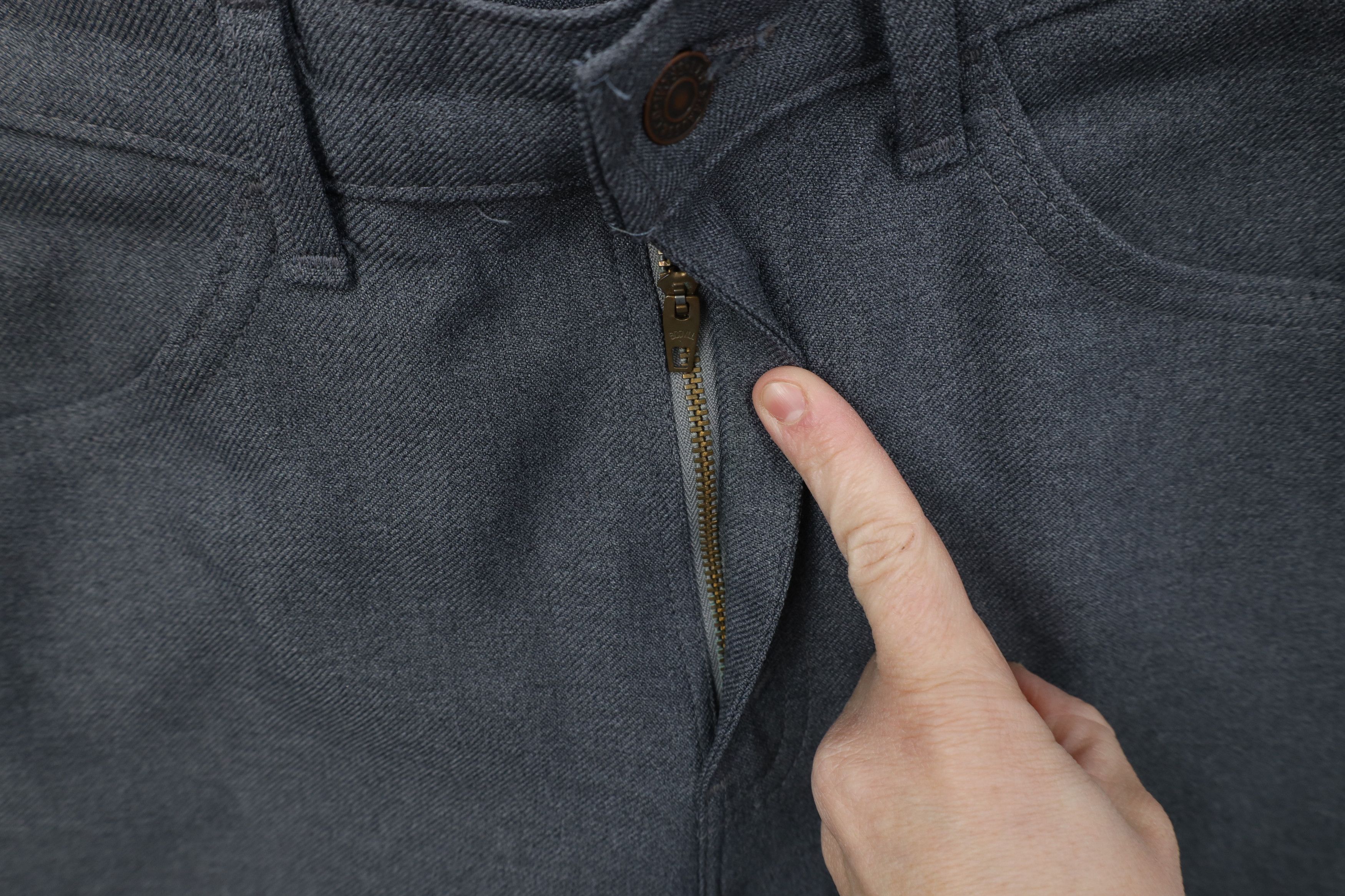 Levi's Vintage 90s Levis Wide Leg Chino Pants Trousers Gray USA Size US 32 / EU 48 - 5 Thumbnail