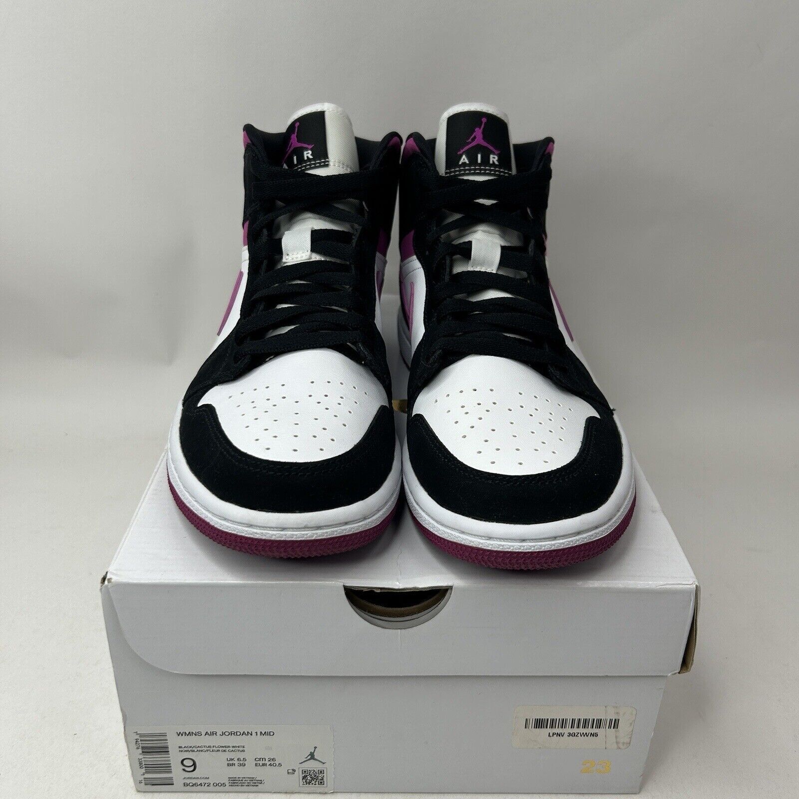 Nike Nike Air Jordan 1 Retro Mid WMNS “Cactus Flower” 2023 Size US 9 / IT 39 - 2 Thumbnail
