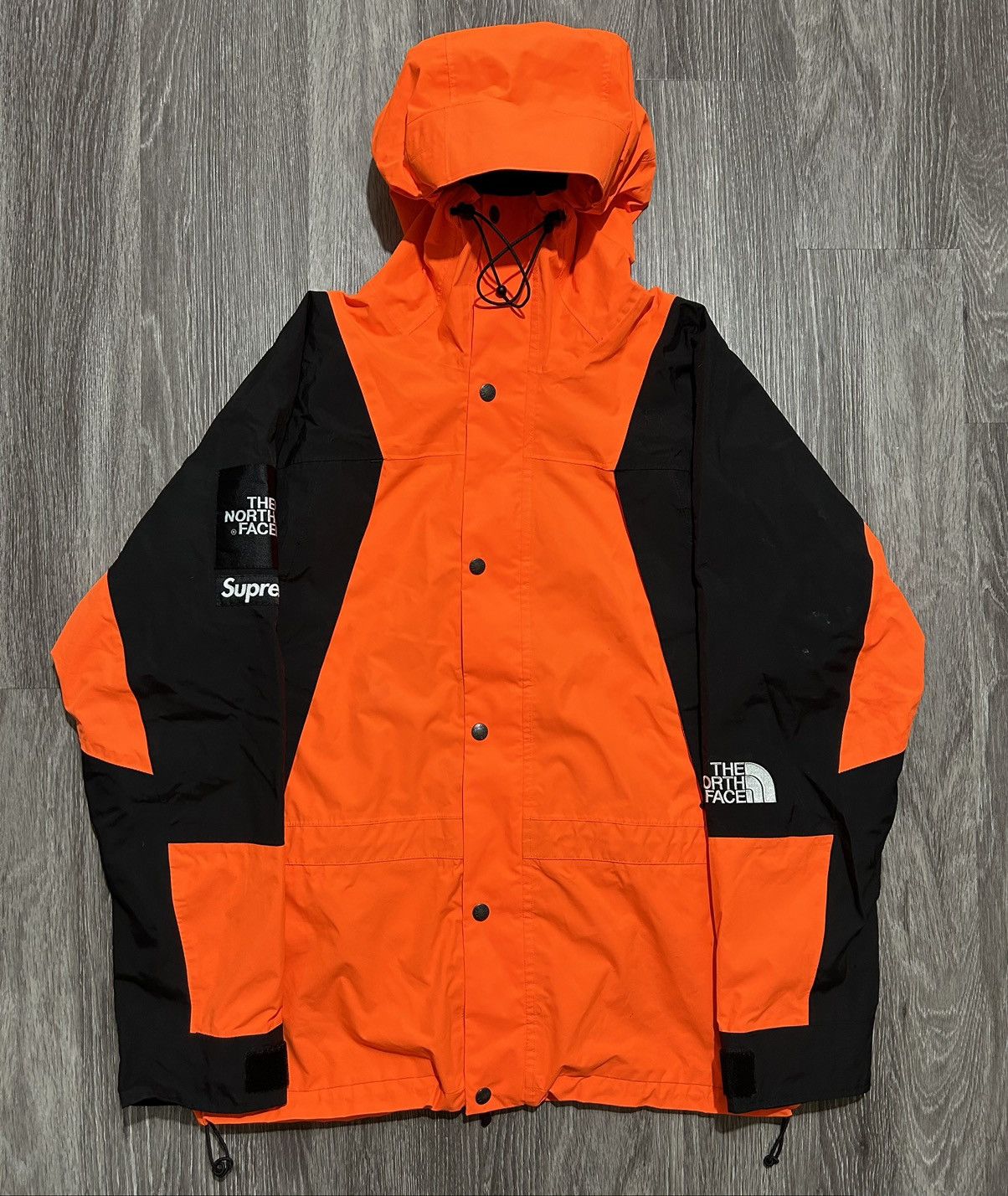 Supreme Supreme The North Face FW16 Mountain Light Jacket Orange M