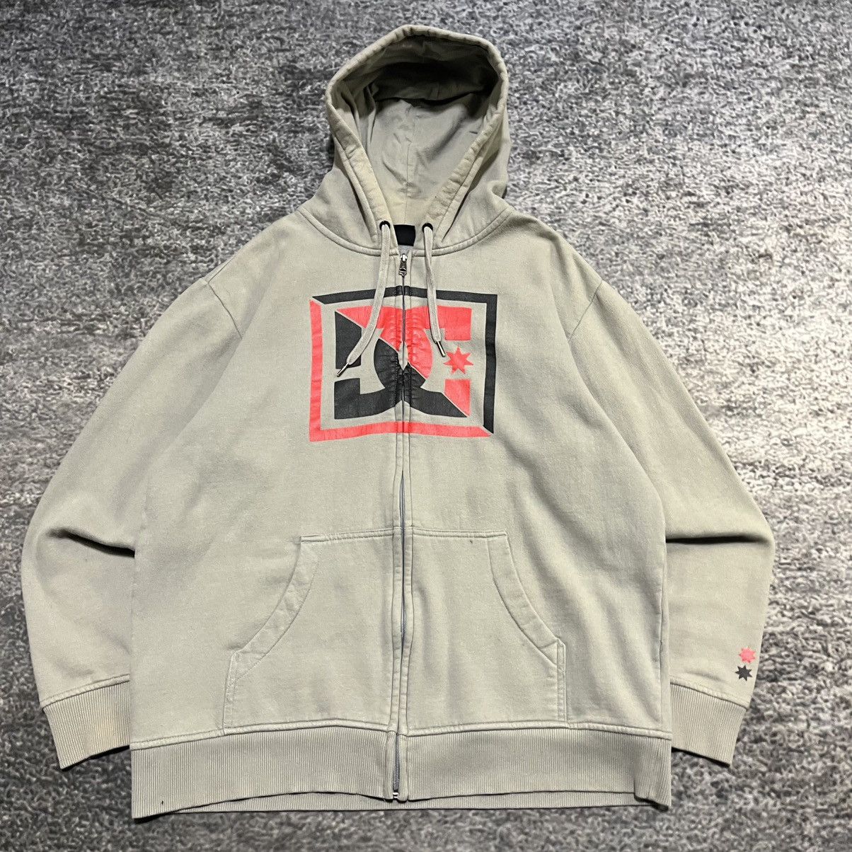 DC VINTAGE Y2K DC CYBER GRUNGE SKATER ZIP UP HOODIE SIZE XL Size US XL / EU 56 / 4 - 4 Thumbnail