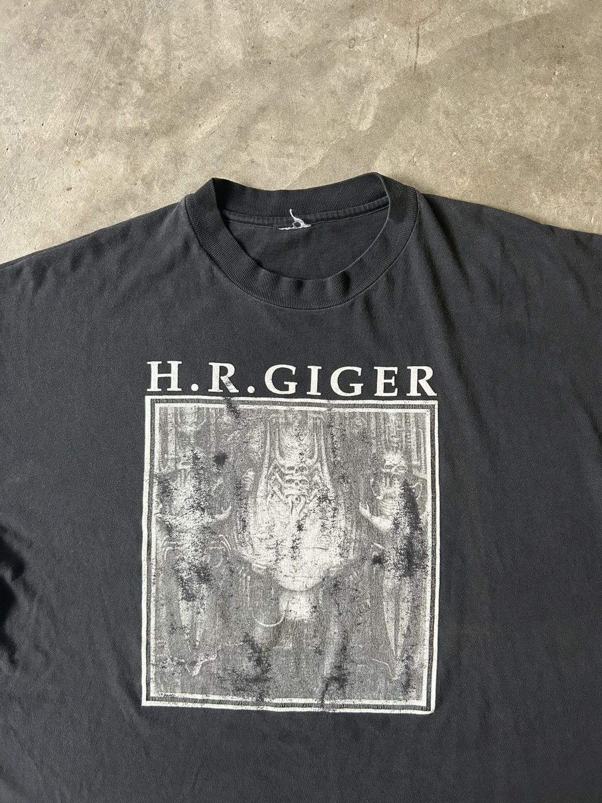Band Tees Rare Vintage "H.R. Giger Aliens "Art Tee Size US XL / EU 56 / 4 - 3 Thumbnail