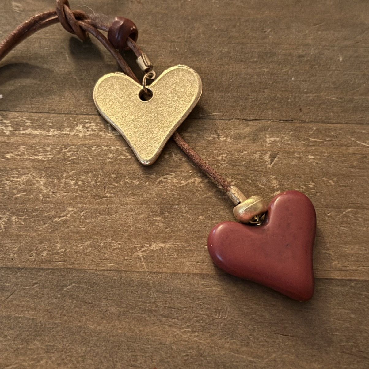 Other Brown leather double hearts drop necklace Size ONE SIZE - 3 Thumbnail
