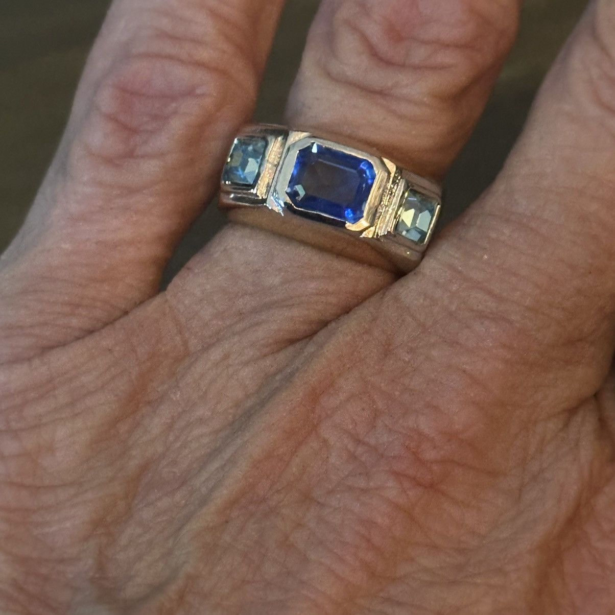 Vintage Vintage Vargas 18KHGE simulated sapphire ring Size ONE SIZE - 2 Thumbnail