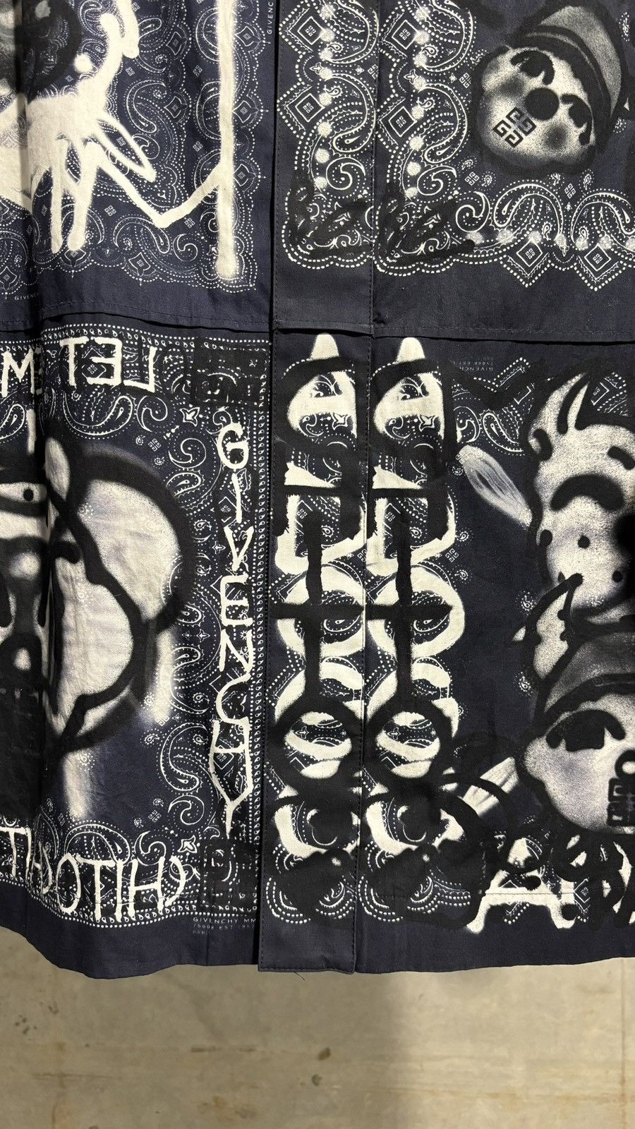 Chito × Givenchy Givenchy Chito Graffiti Bandana Button Up Size US M / EU 48-50 / 2 - 6 Thumbnail