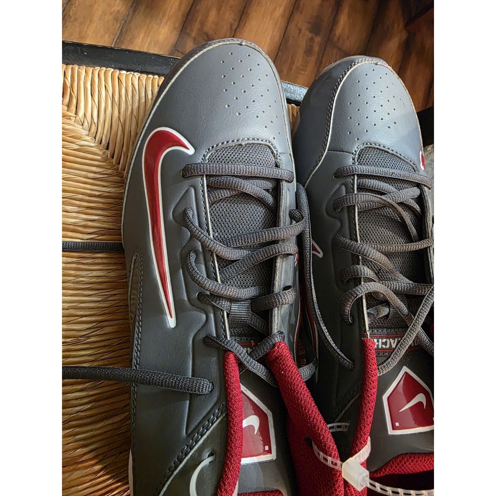 Nike Nike Lightweight Men's Size 13 Metal Cleat Baseball Cleats. Size US 13 / EU 46 - 3 Thumbnail