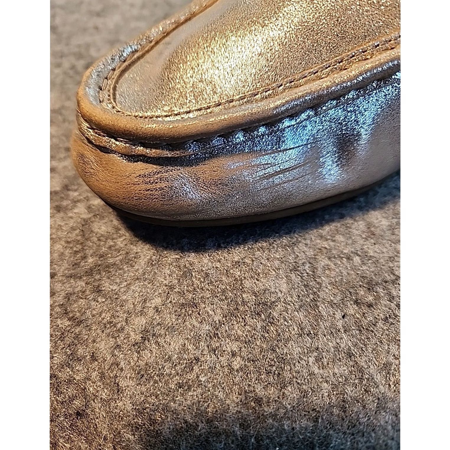Donald Pliner Donald Pliner Metallic Gold Leather Mules Slides Loafers Women's Size US 10 / IT 40 - 6 Thumbnail