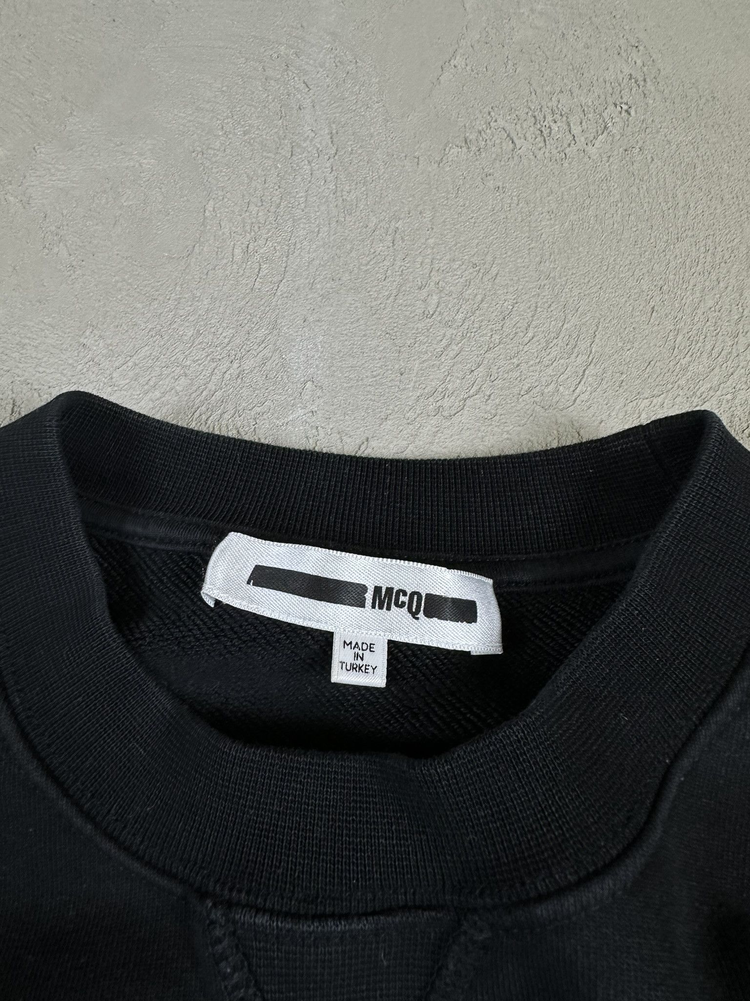 Alexander McQueen Alexander McQueen MCQ Logo Spellout Sweatshirt Crewneck Size US M / EU 48-50 / 2 - 9 Thumbnail