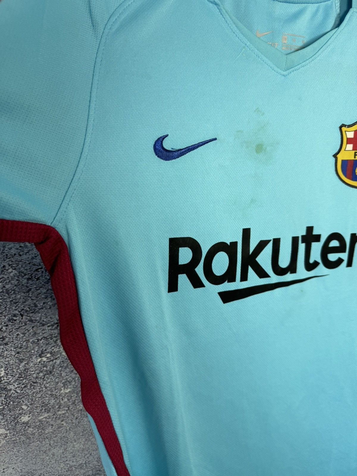 Nike × Vintage MESSI Vintage Barcelona 2017/18 Nike Soccer Jersey y2k Size US S / EU 44-46 / 1 - 7 Thumbnail