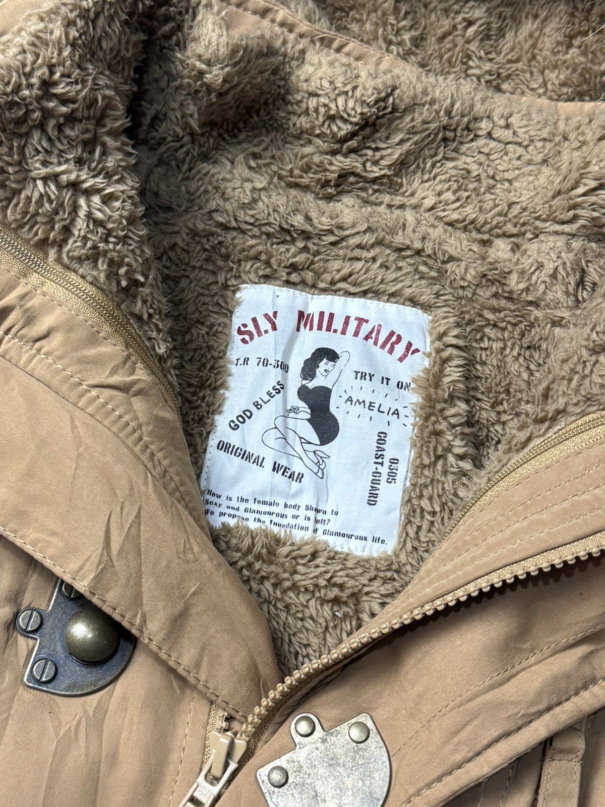Le Grande Bleu (L.G.B.) Sly Japanese fur jacket style ifsx lgb Size US M / EU 48-50 / 2 - 8 Thumbnail