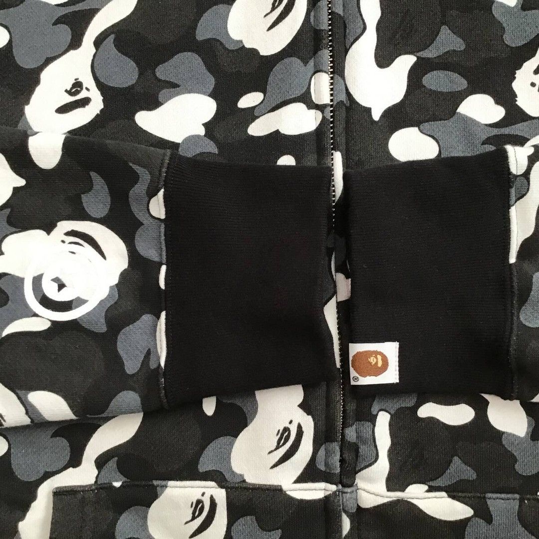 Bape 🔥DSMG Store Camo🔥 BAPE Separate shark full zip hoodie APE Size US L / EU 52-54 / 3 - 7 Thumbnail